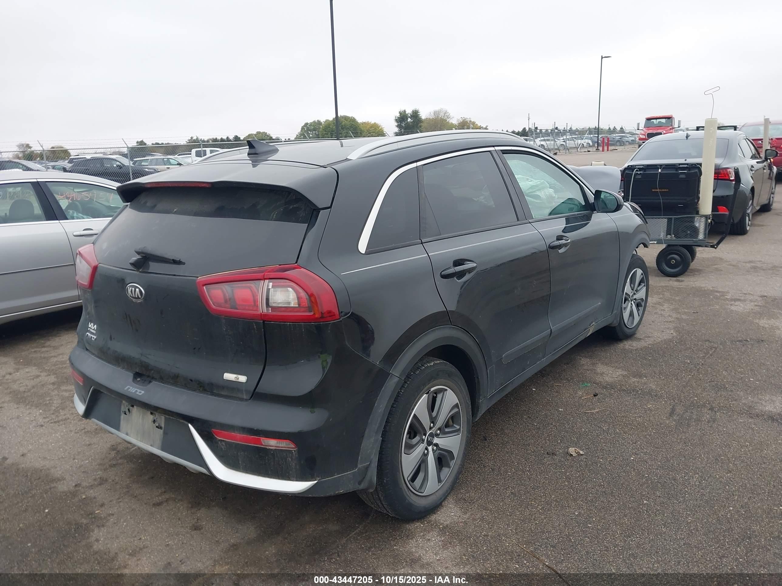 KIA NIRO image 4