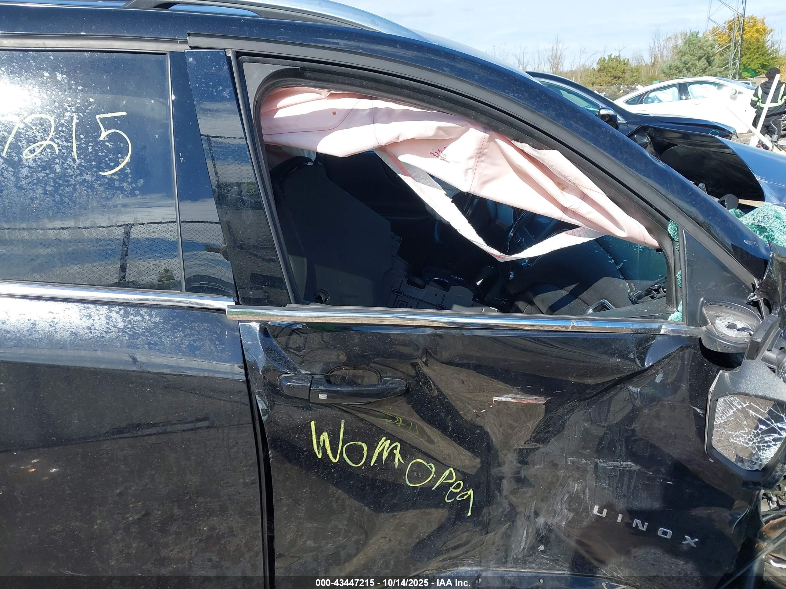 CHEVROLET EQUINOX image 5