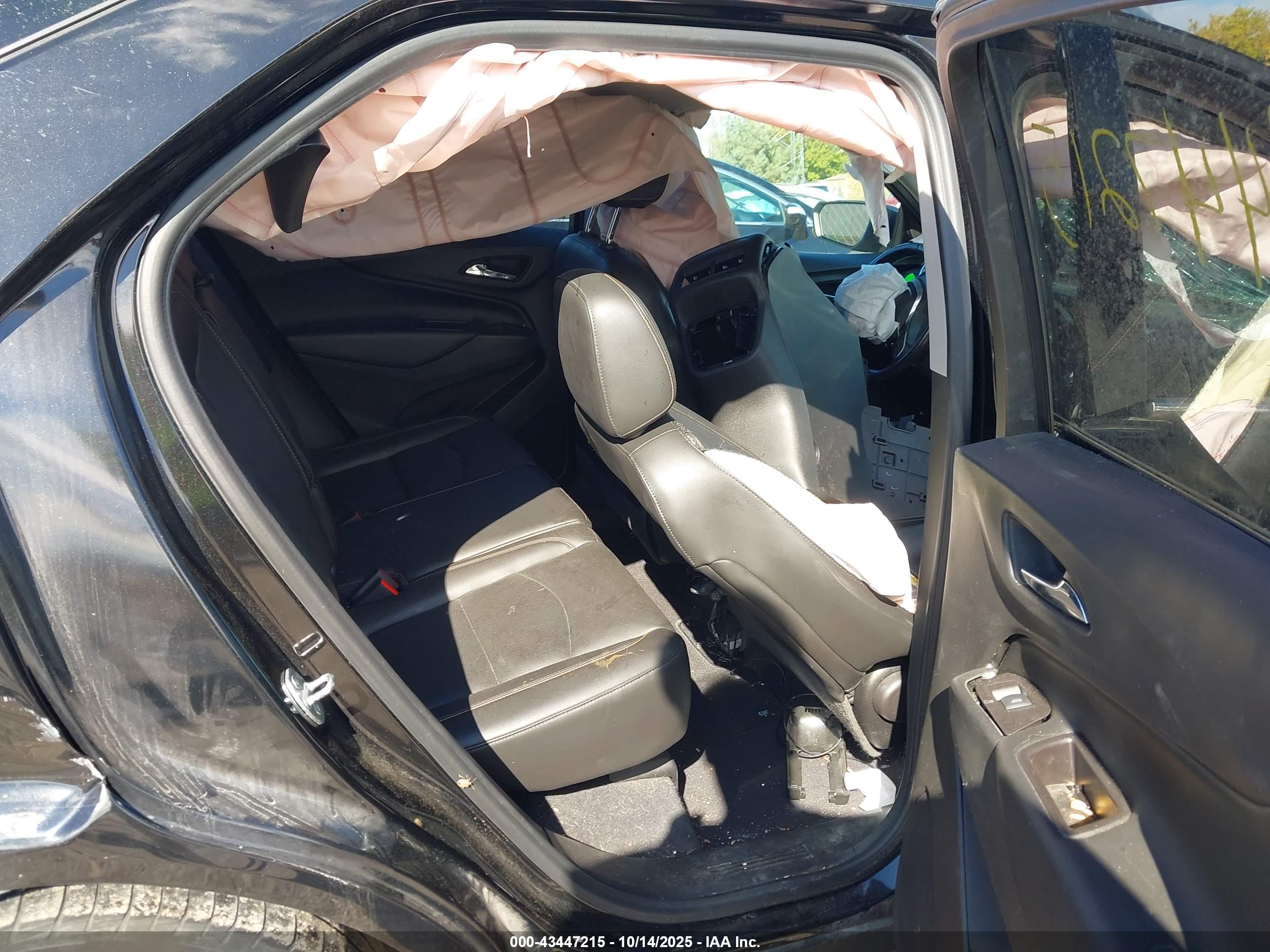 CHEVROLET EQUINOX image 8