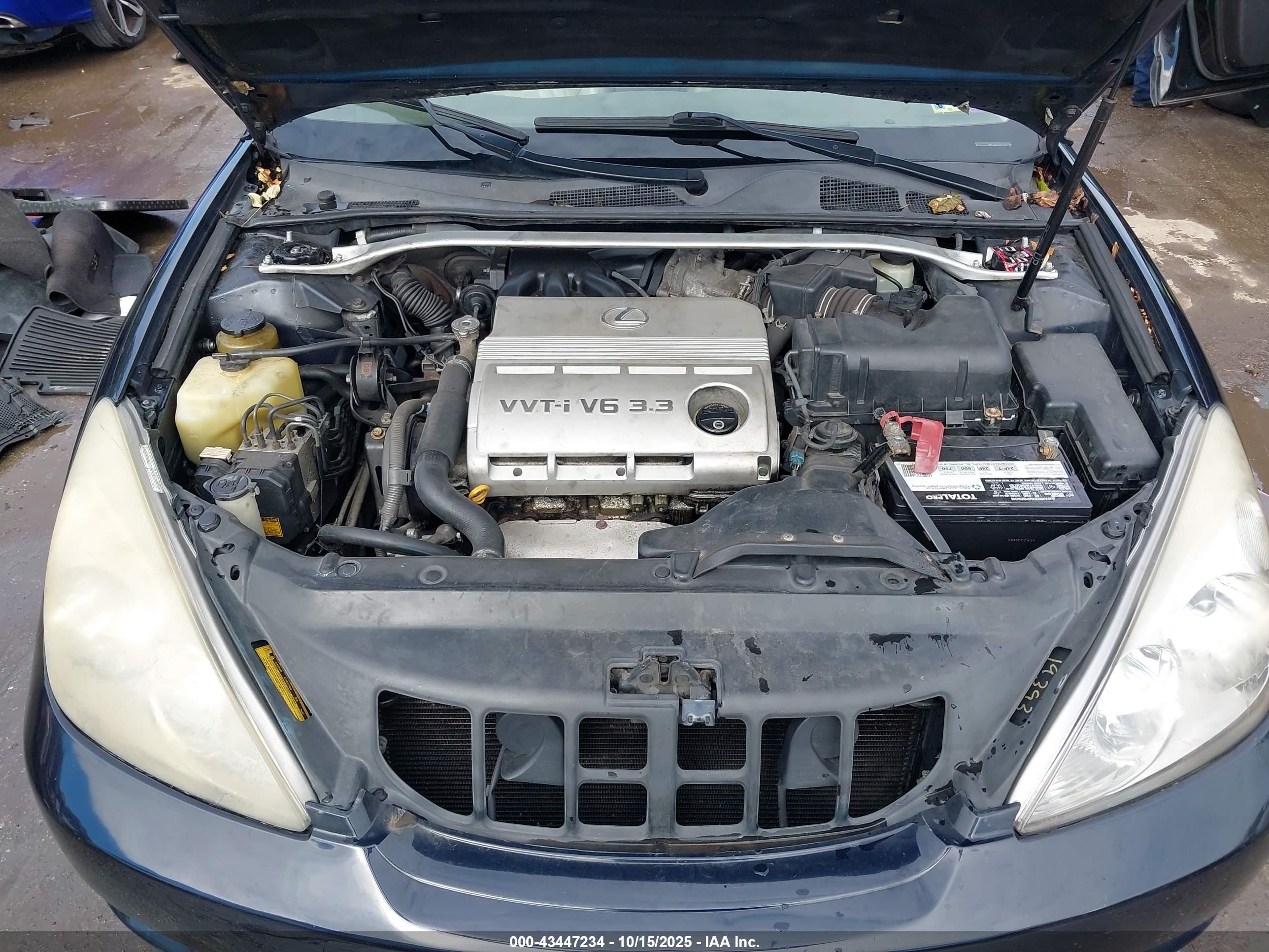 LEXUS ES image 10