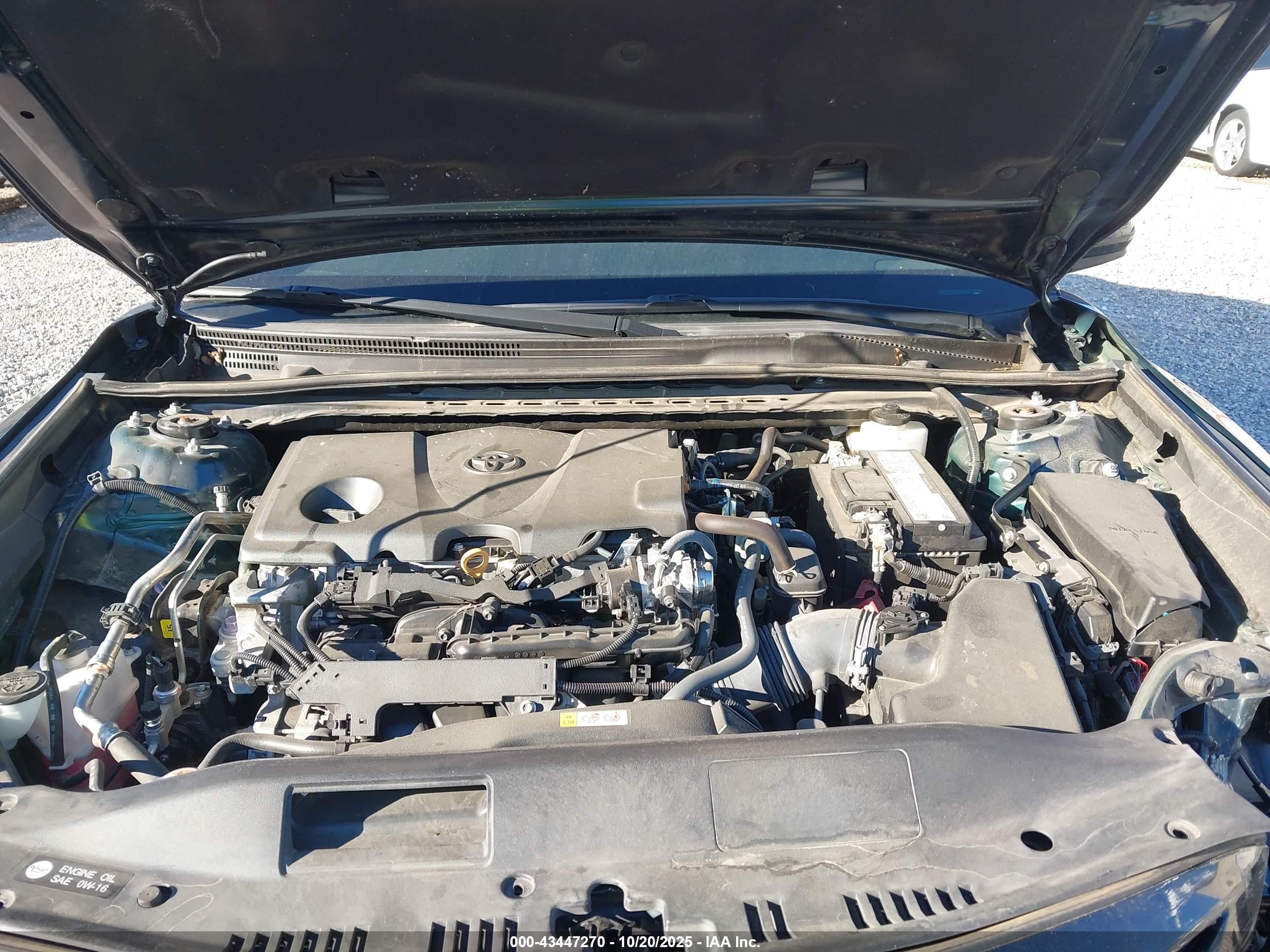 TOYOTA CAMRY image 10