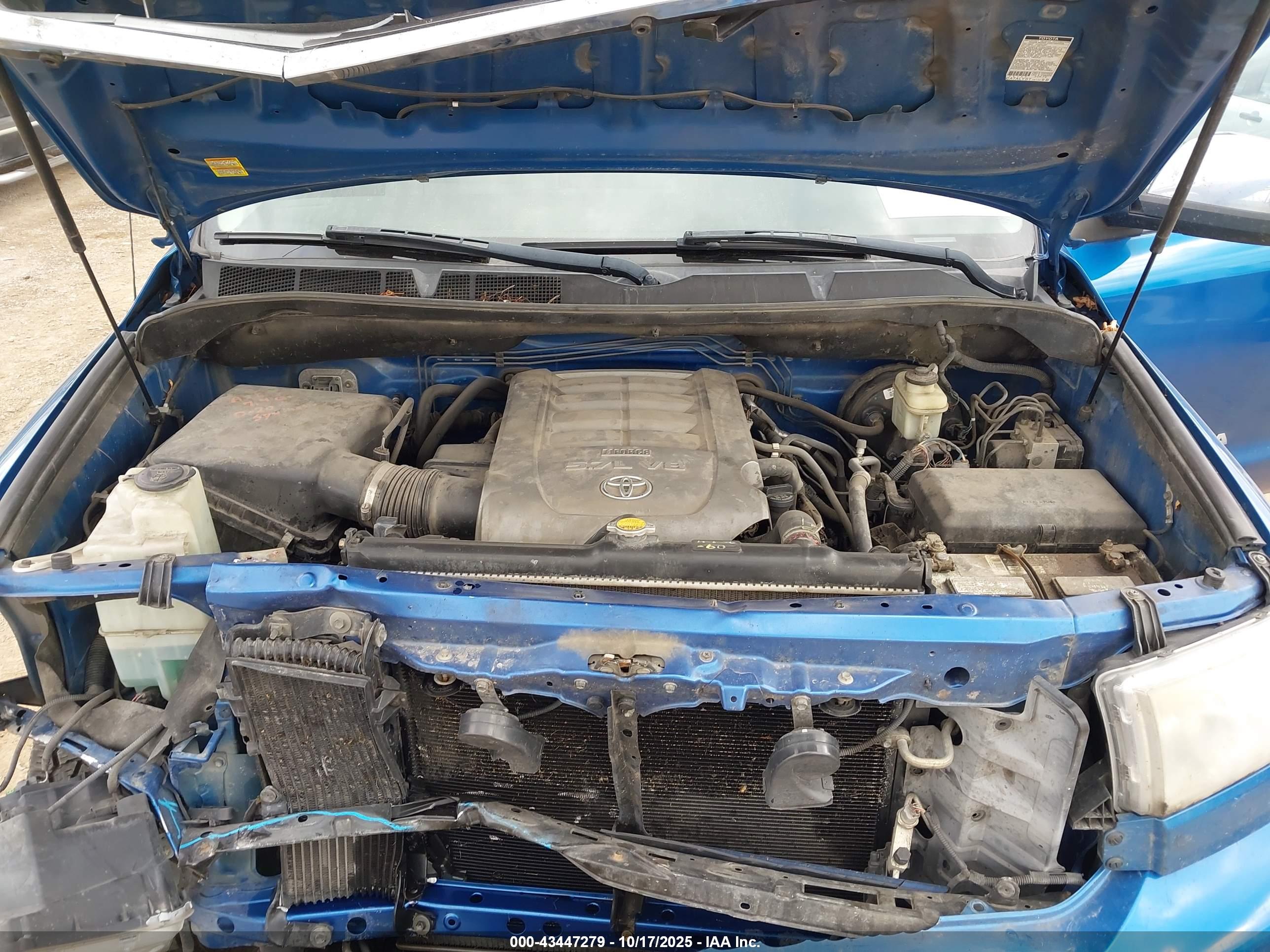 TOYOTA TUNDRA image 10