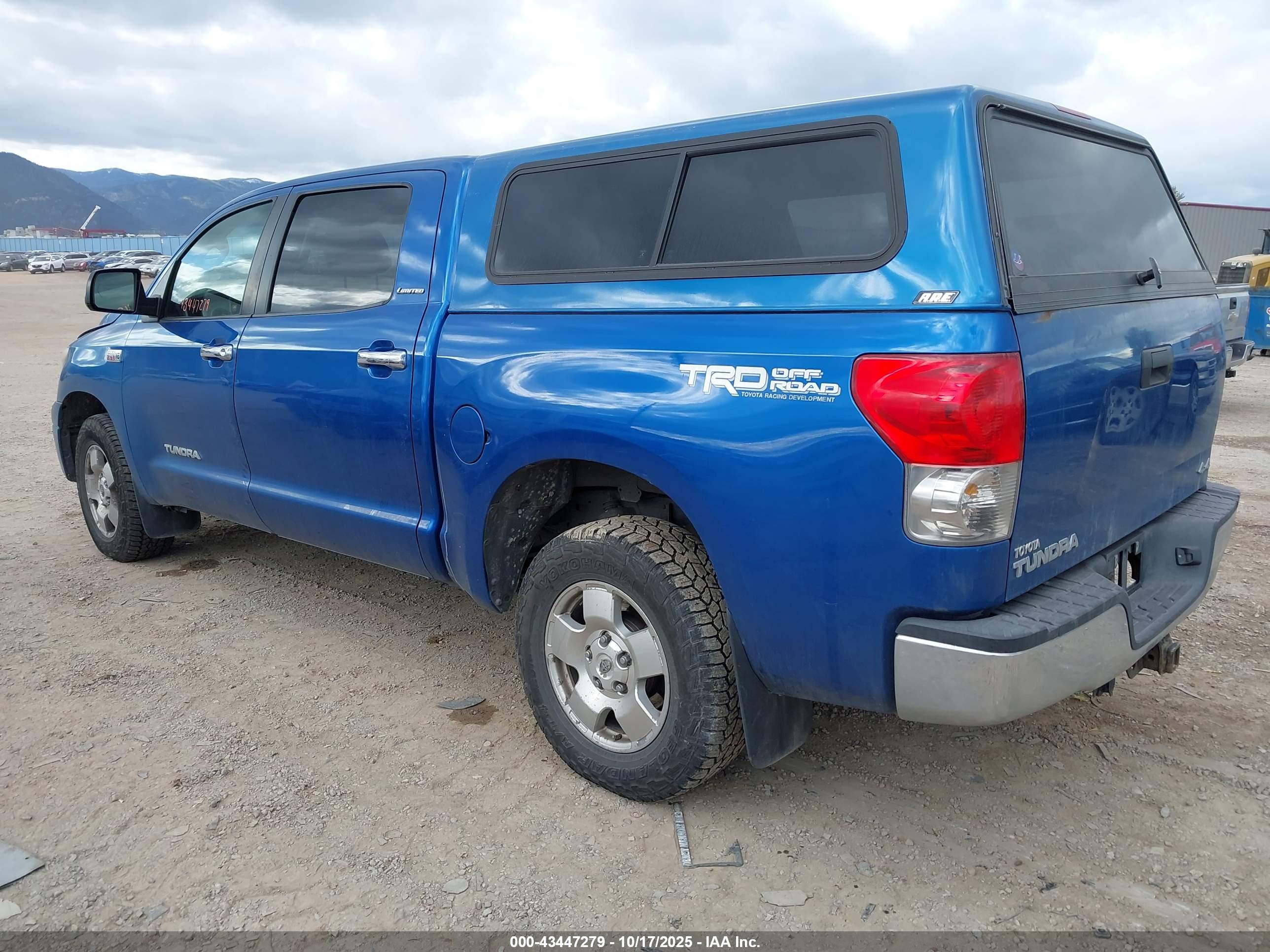 TOYOTA TUNDRA image 3