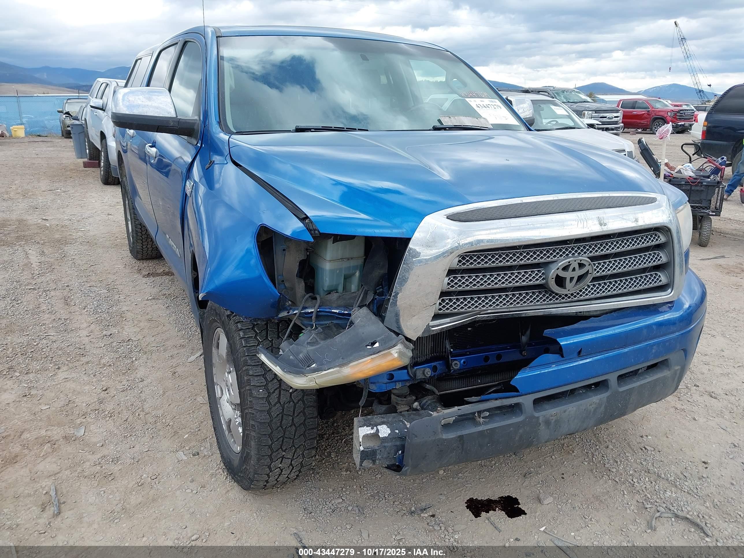 TOYOTA TUNDRA image 6