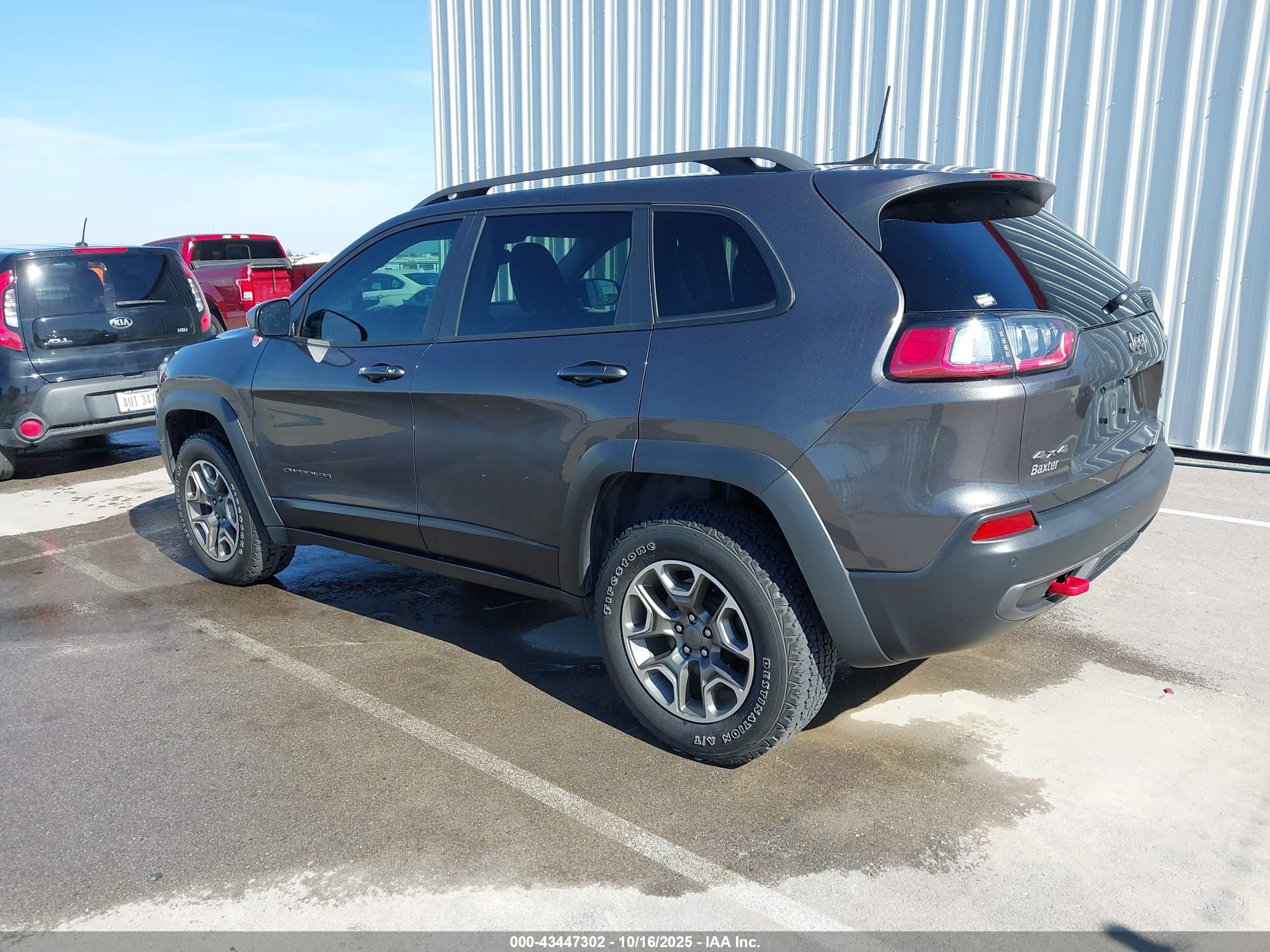 JEEP CHEROKEE image 3
