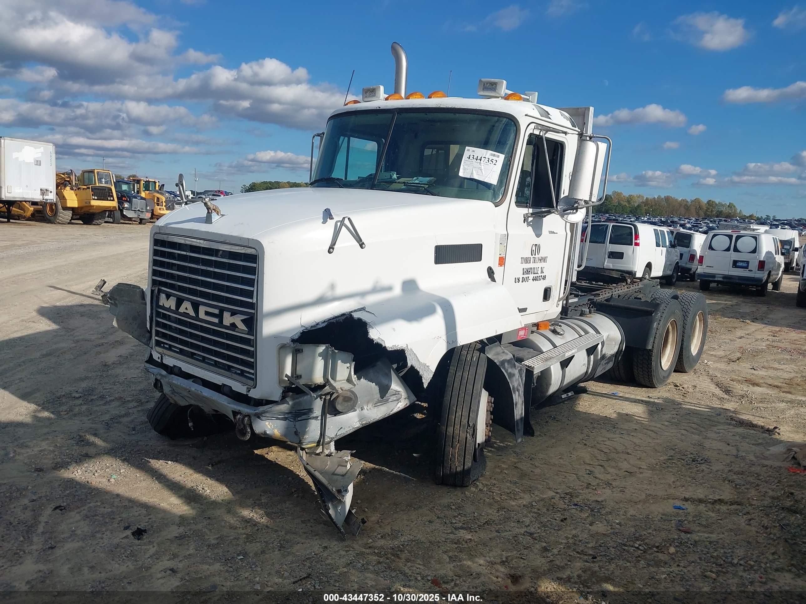 MACK 600 image 2