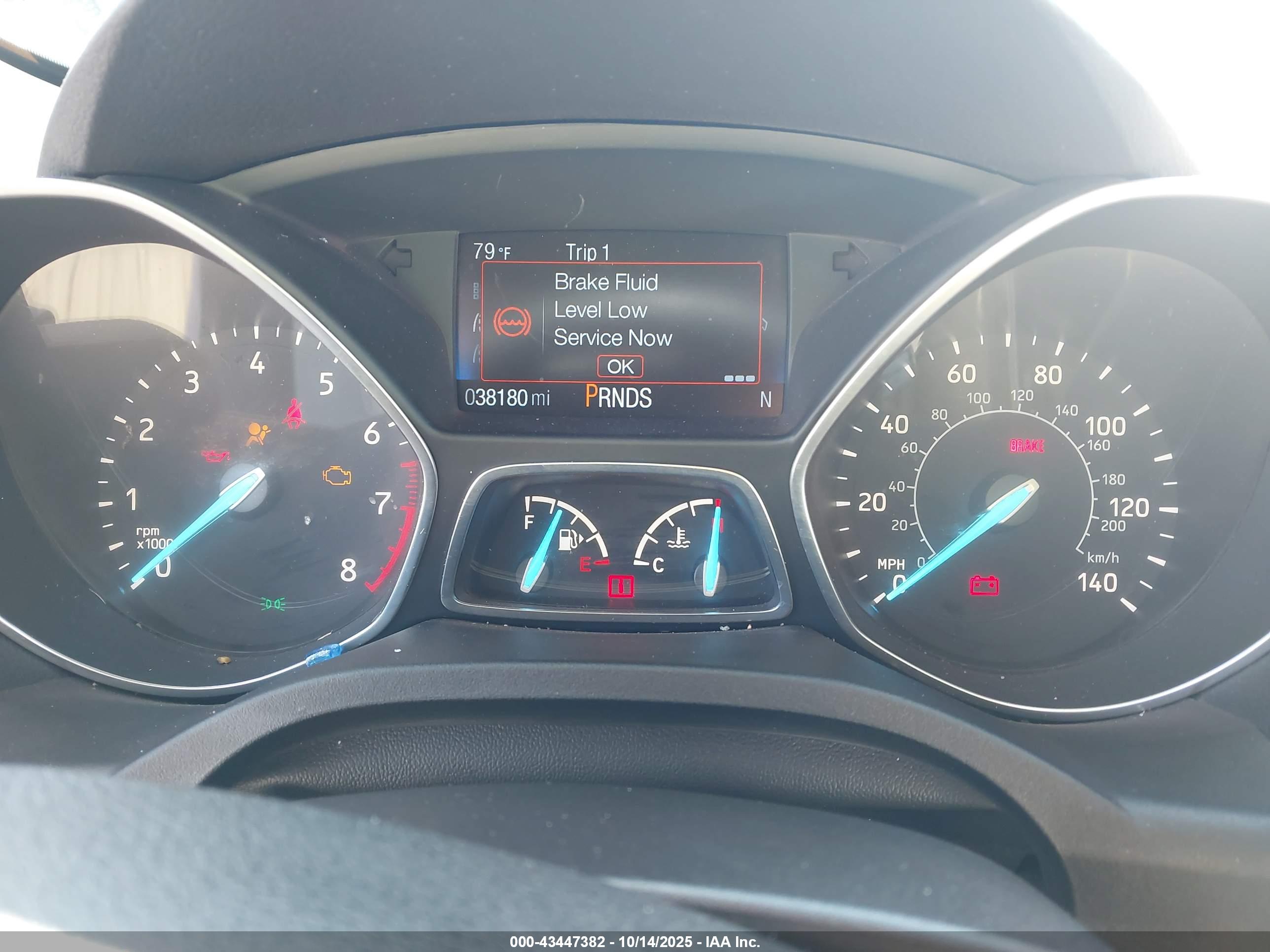FORD ESCAPE image 7