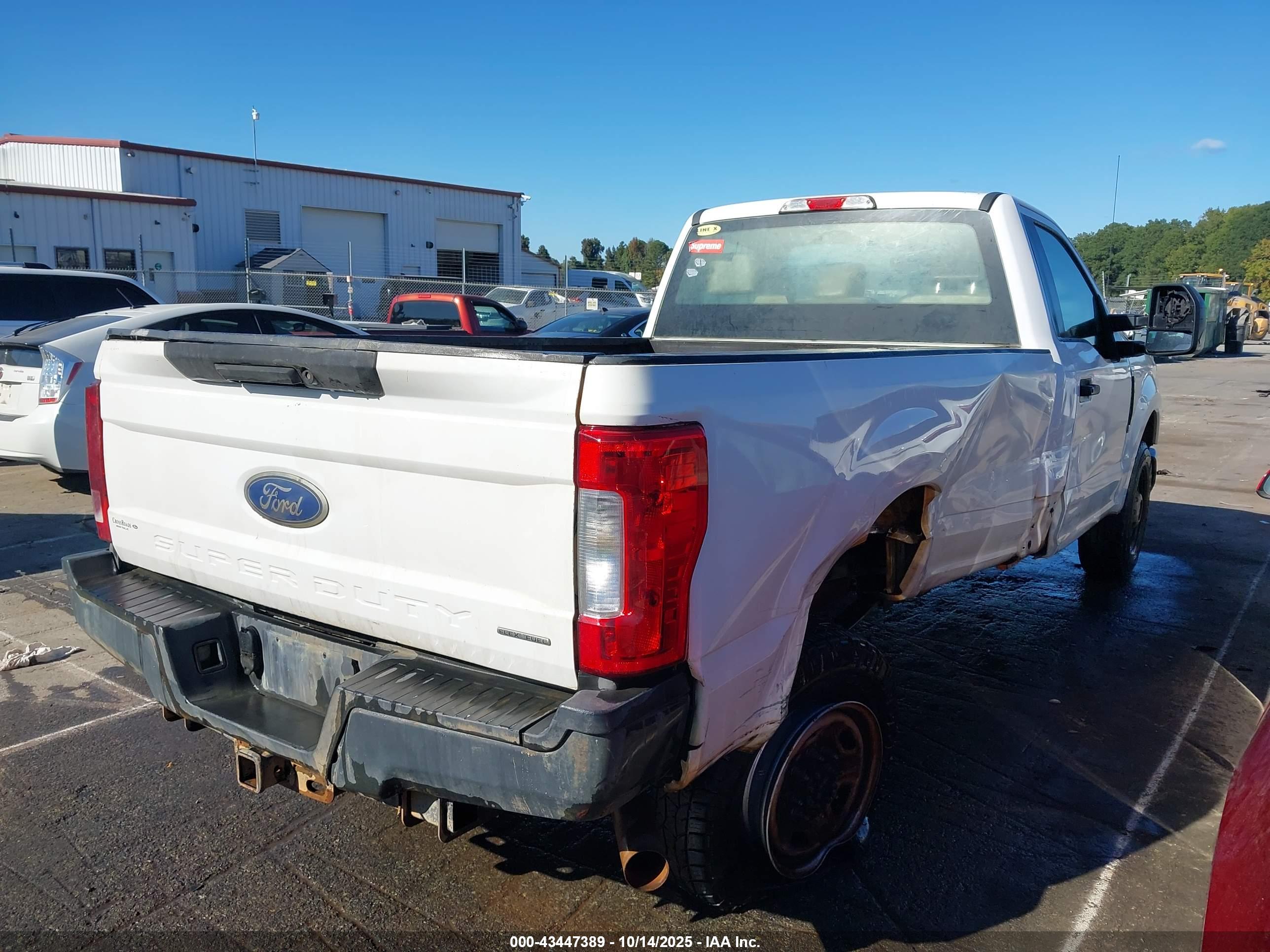 FORD F-250 image 4