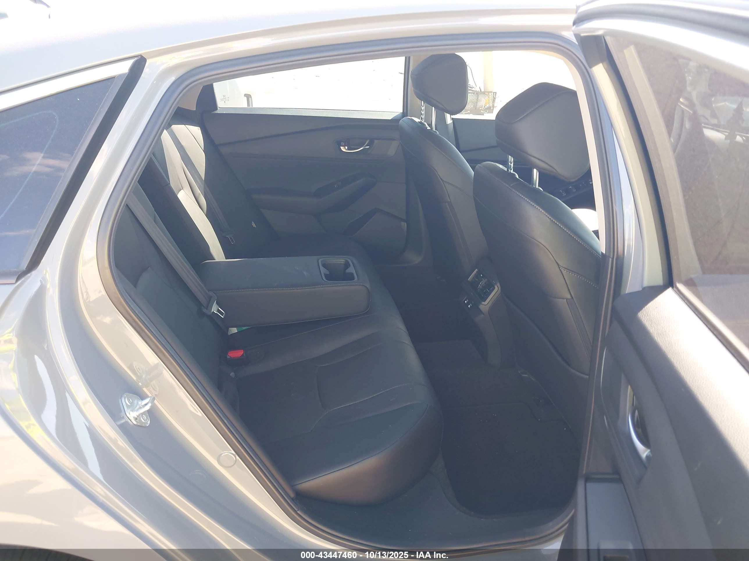 HONDA ACCORD image 8