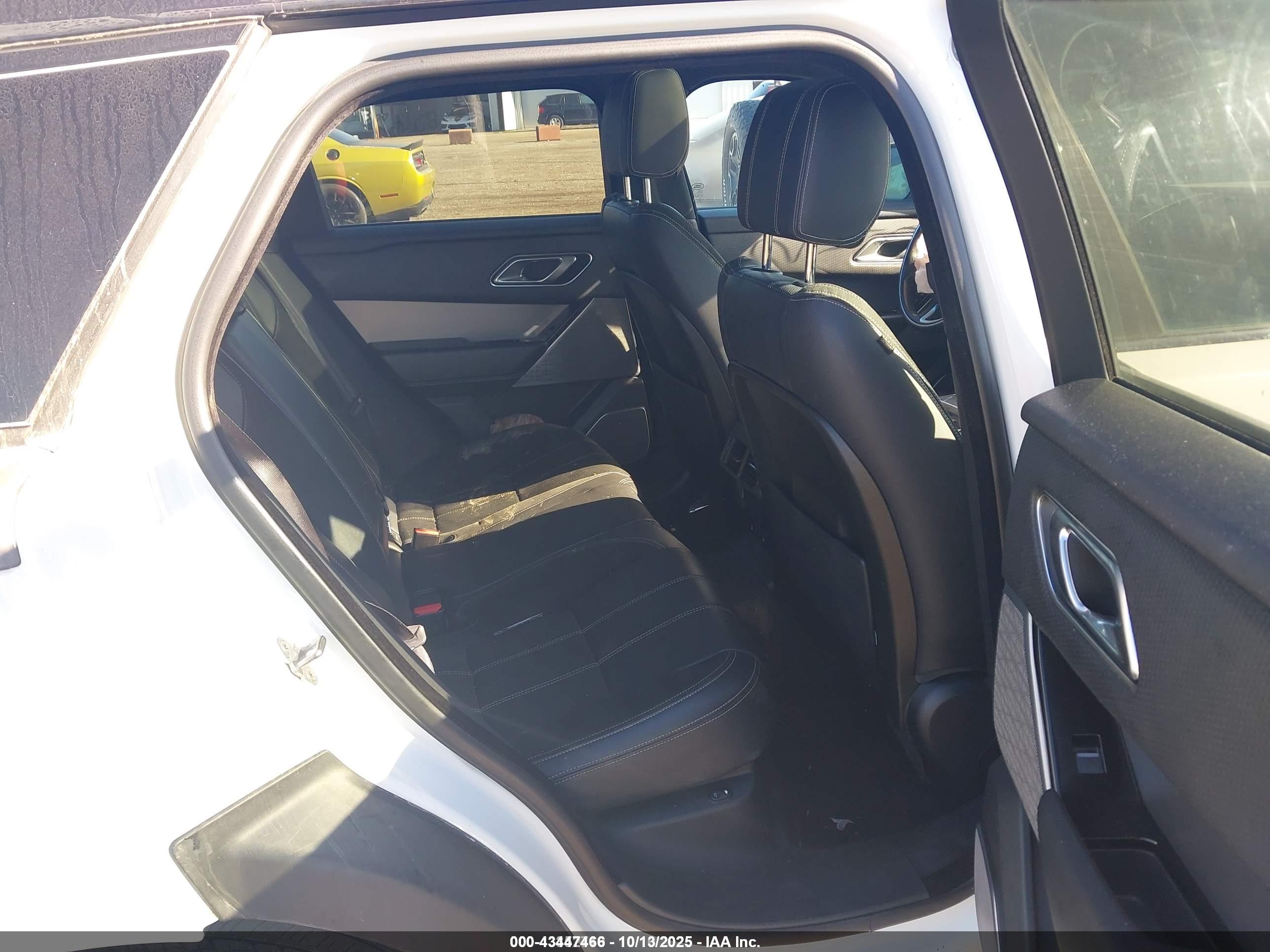 LAND ROVER image 8