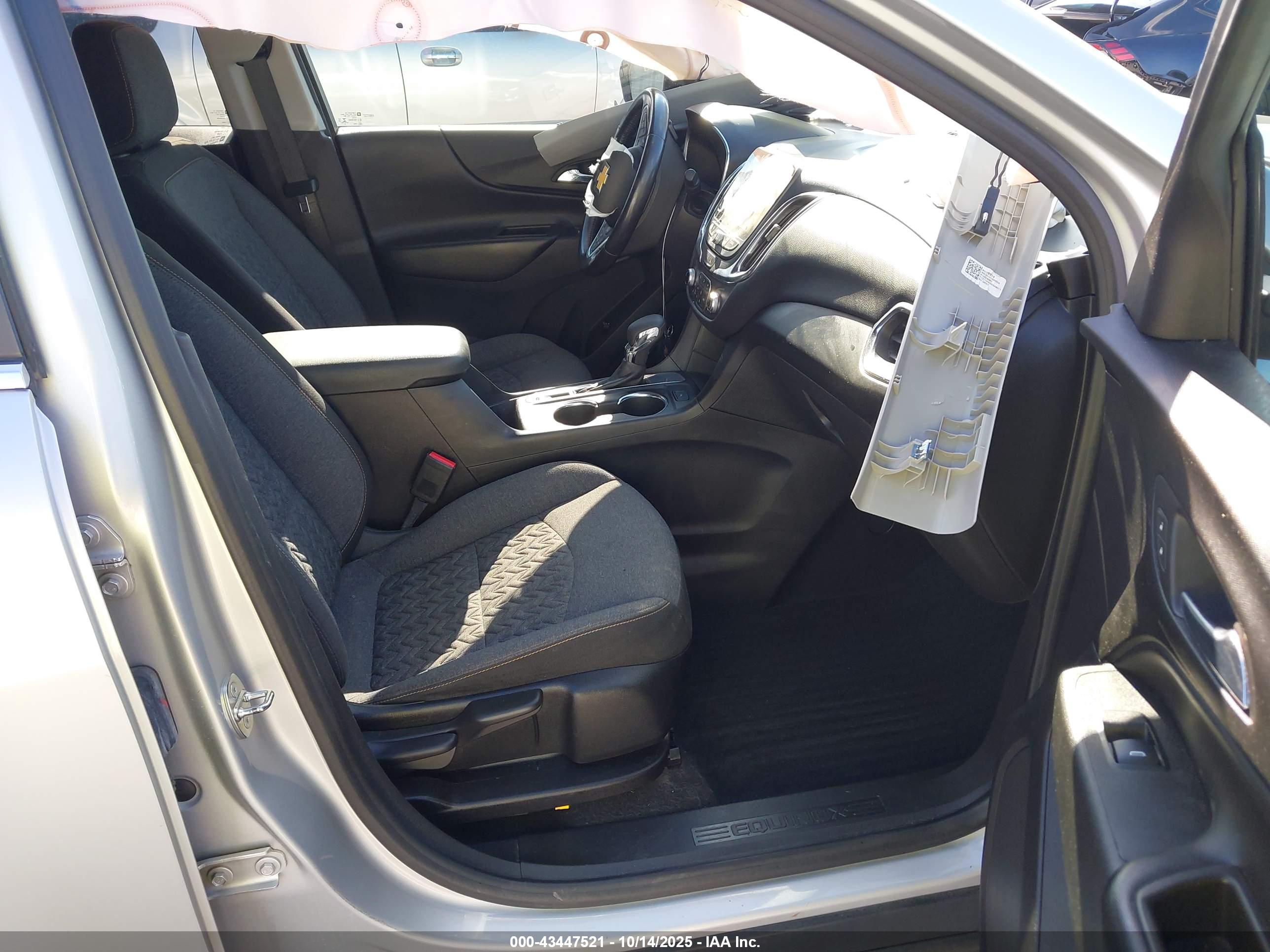 CHEVROLET EQUINOX image 5