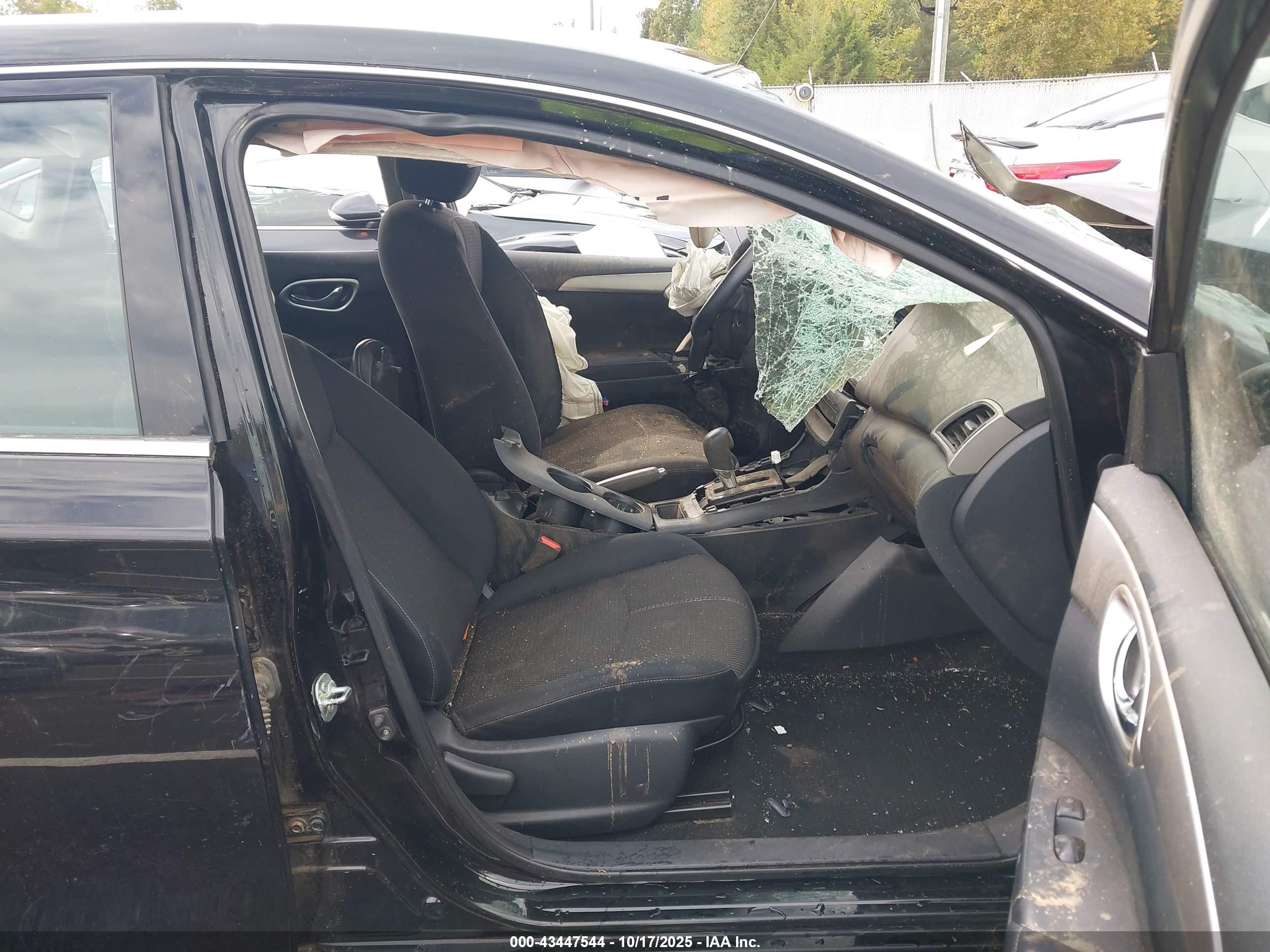 NISSAN SENTRA image 5