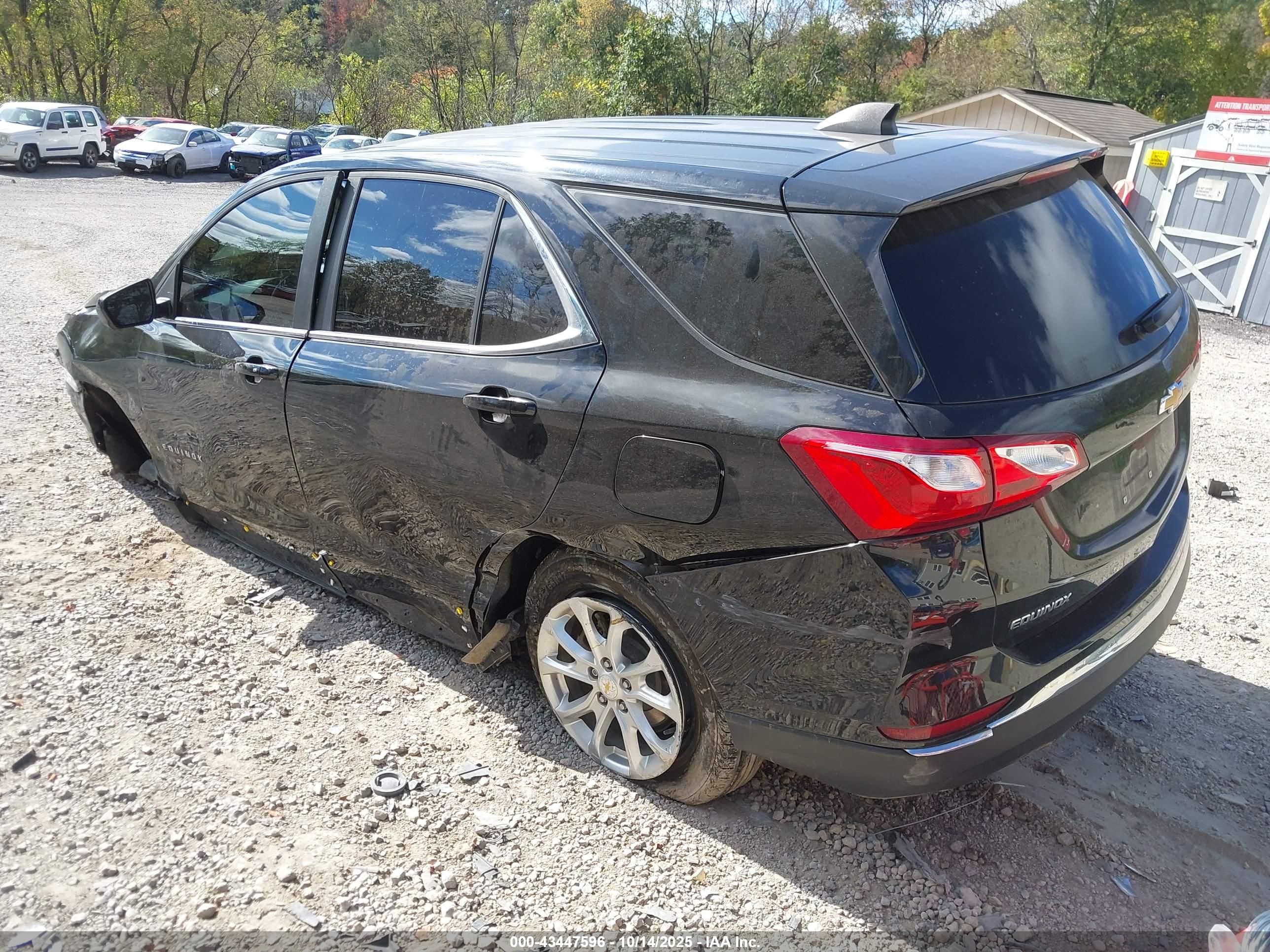 CHEVROLET EQUINOX image 3