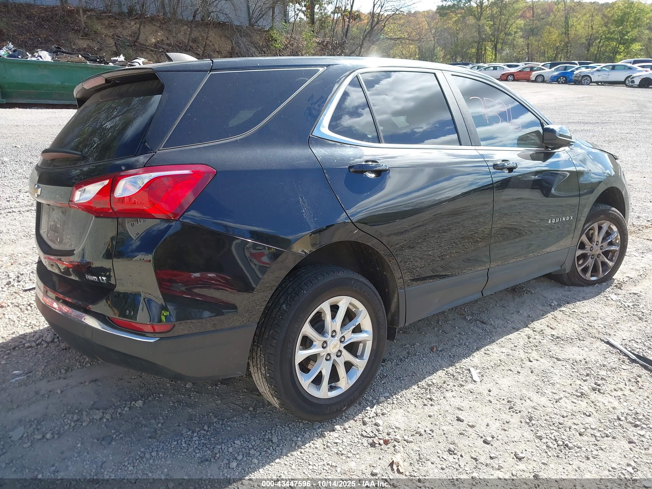 CHEVROLET EQUINOX image 4