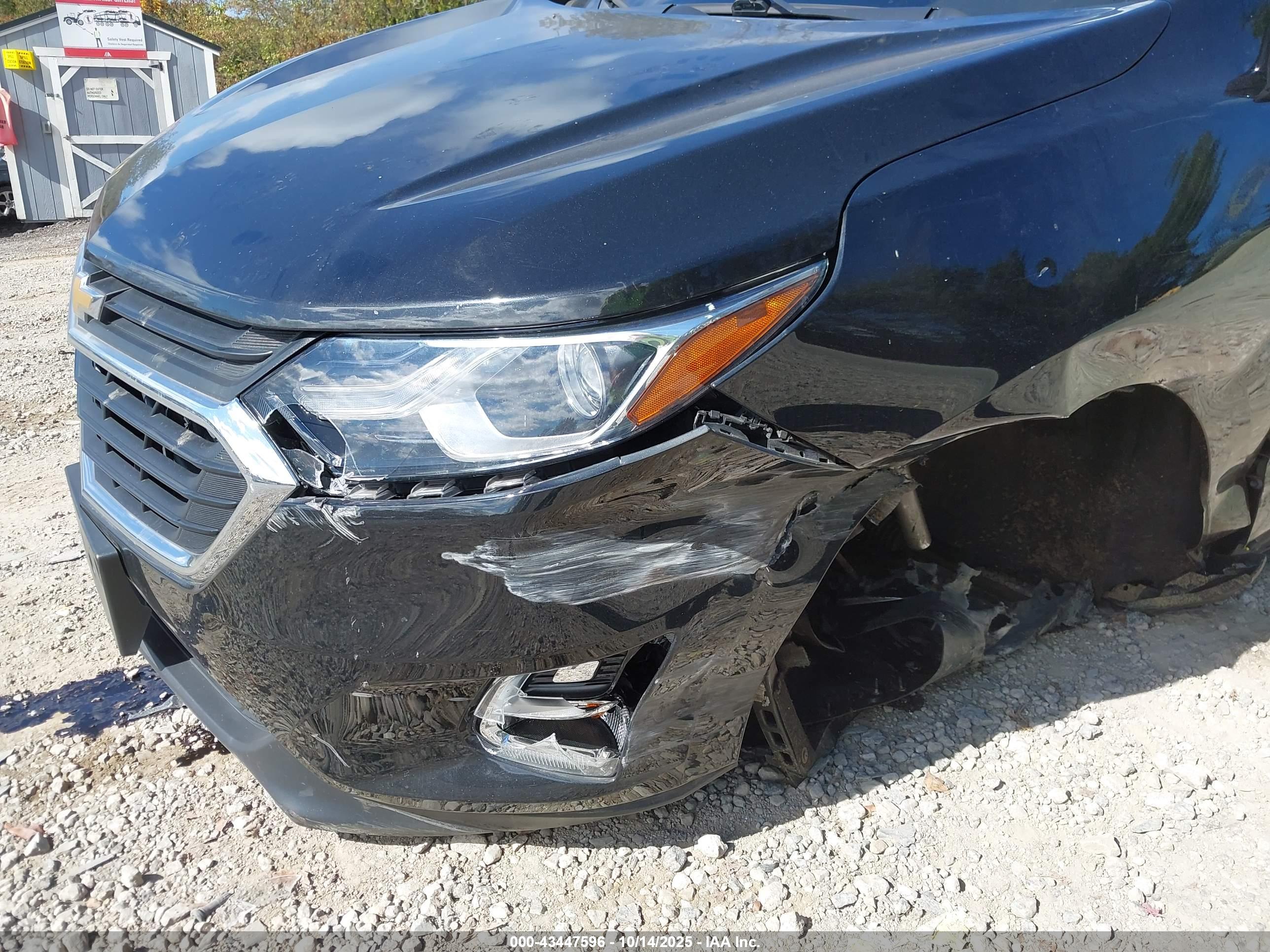 CHEVROLET EQUINOX image 6