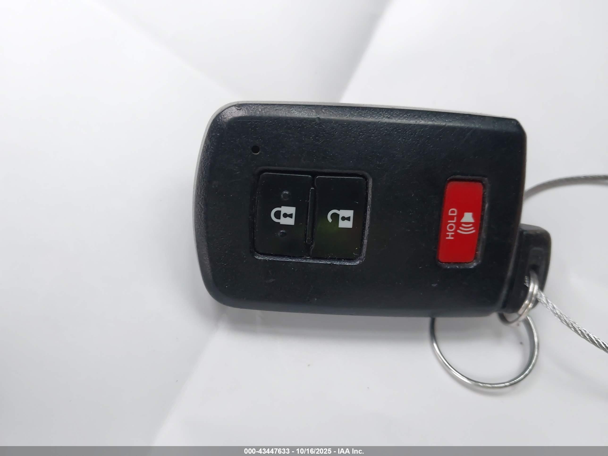 TOYOTA TACOMA image 11