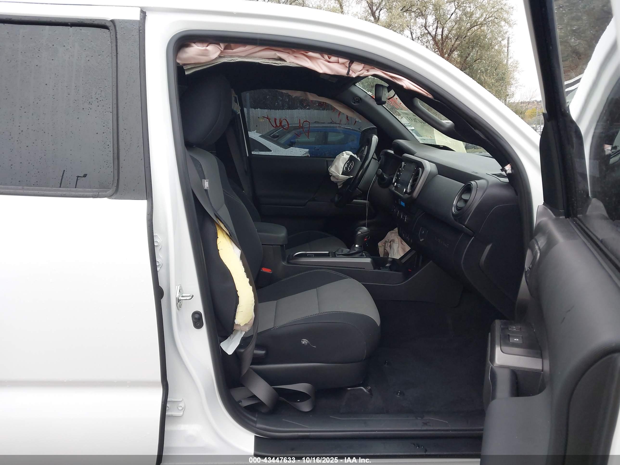 TOYOTA TACOMA image 5