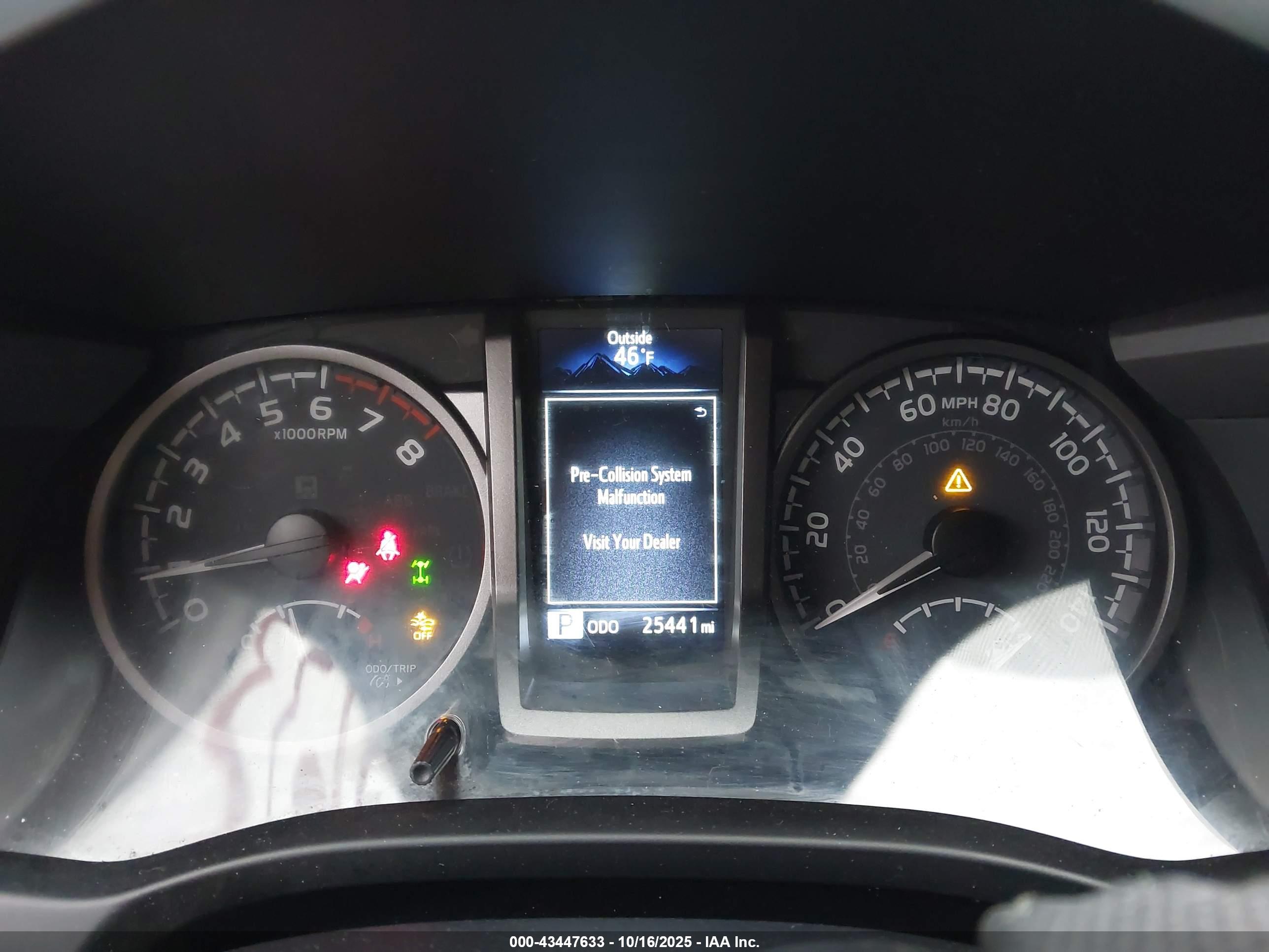 TOYOTA TACOMA image 7