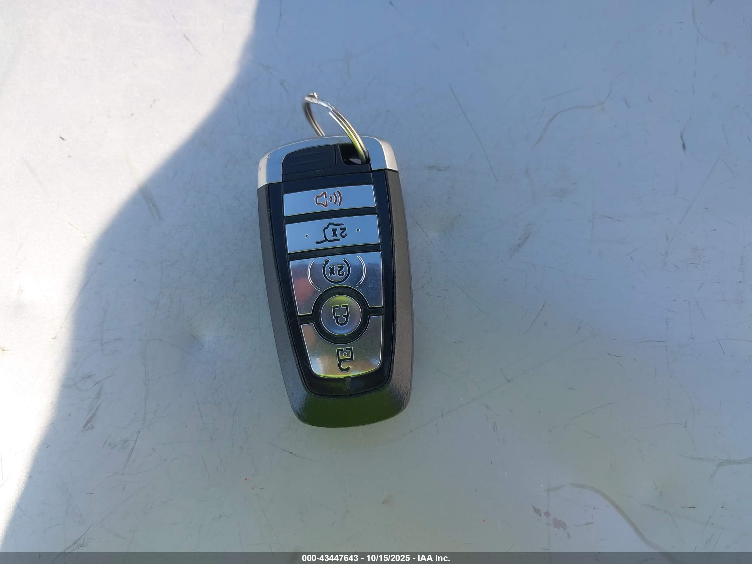 FORD EXPEDITION image 11