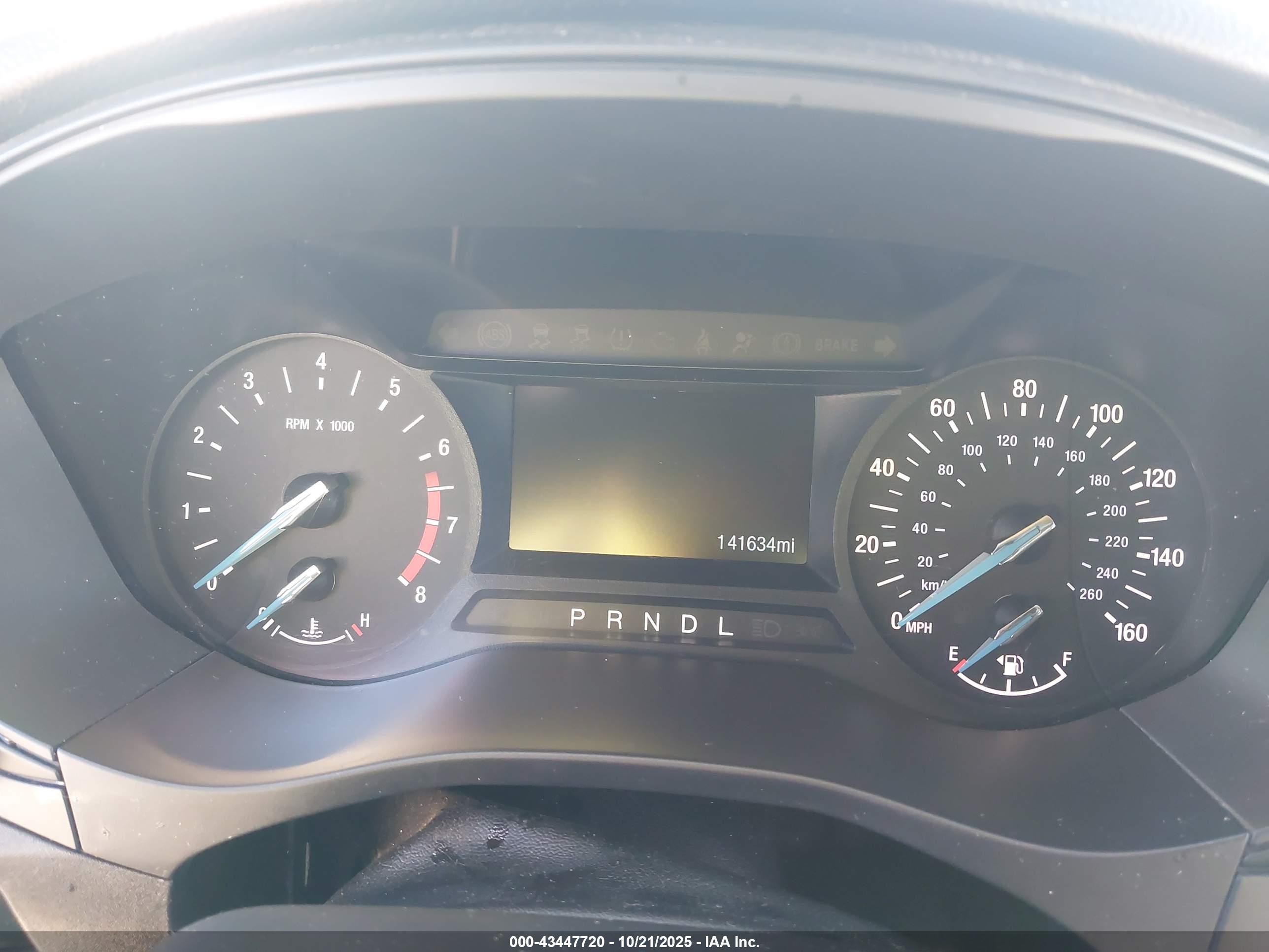 FORD FUSION image 7