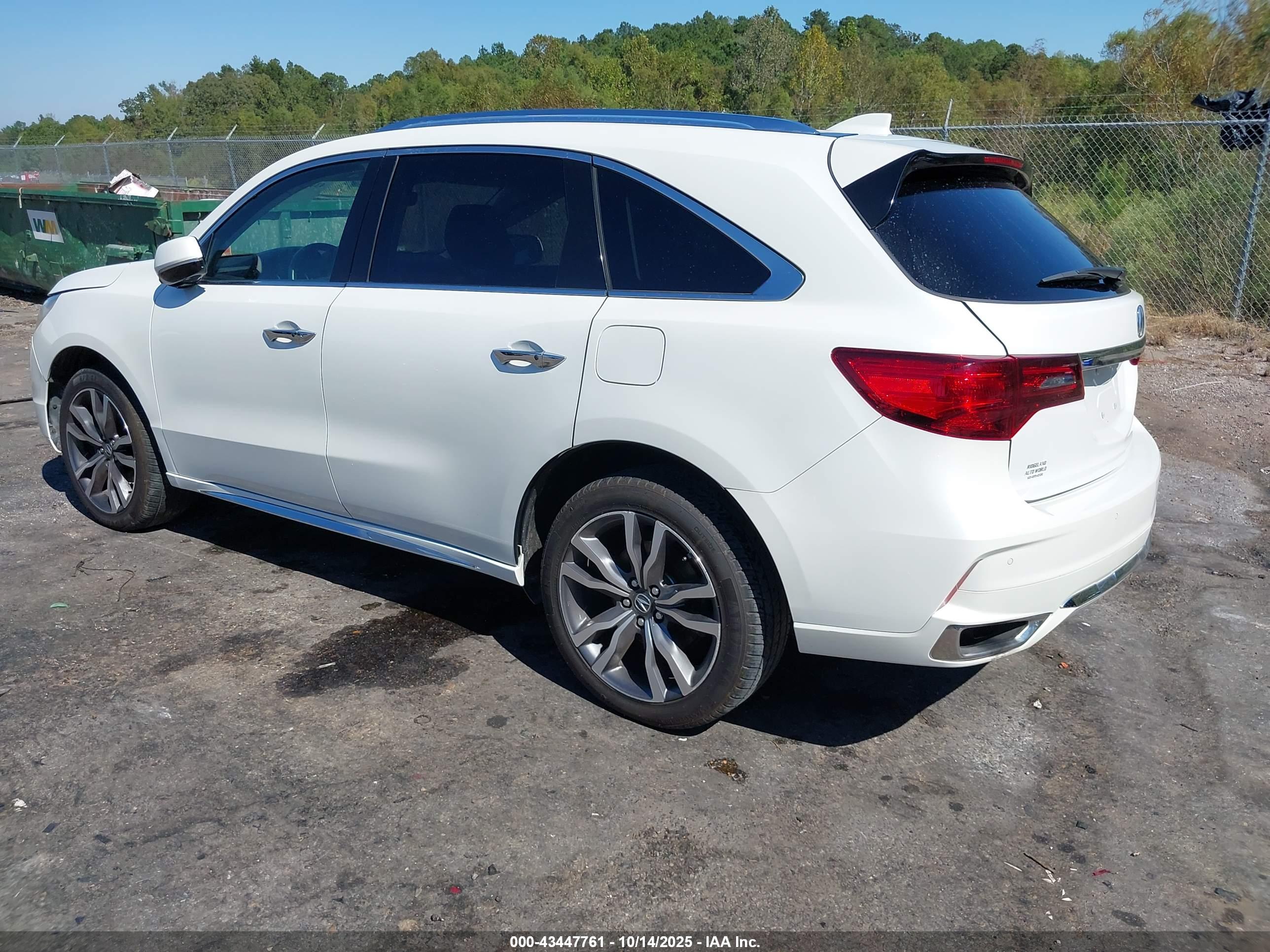 ACURA MDX image 3