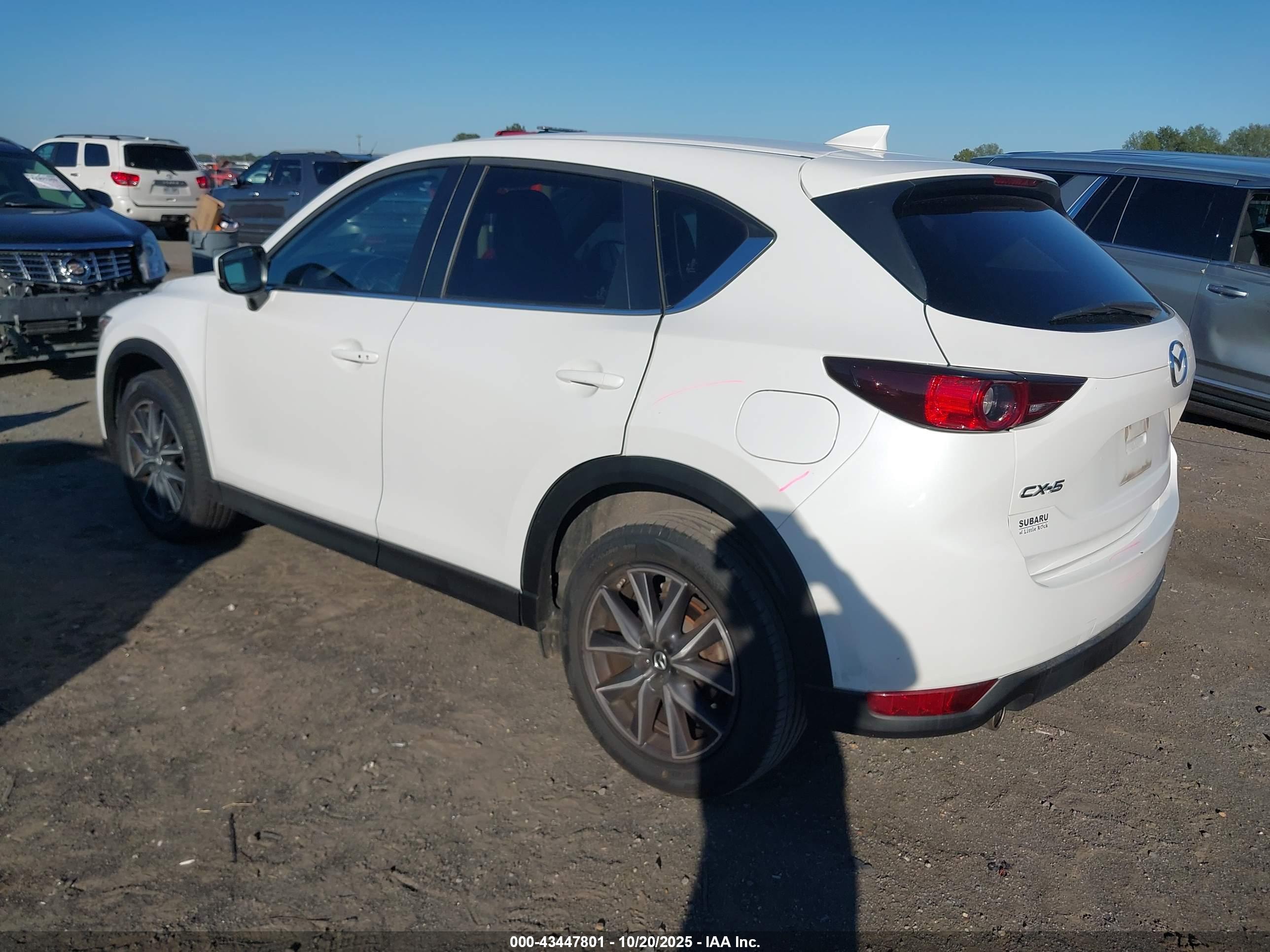 MAZDA CX-5 image 3