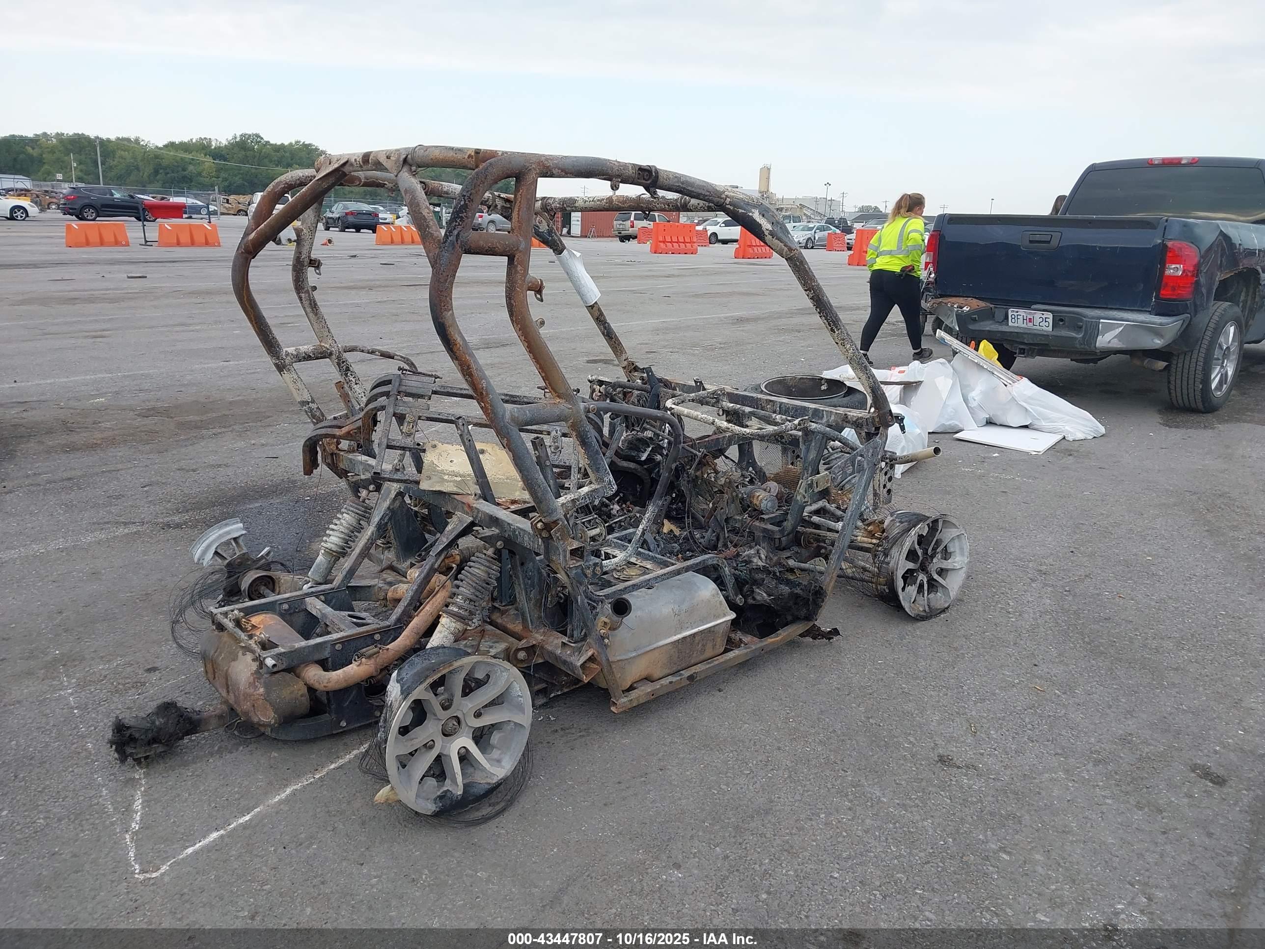 CAN-AM COMMANDER image 4