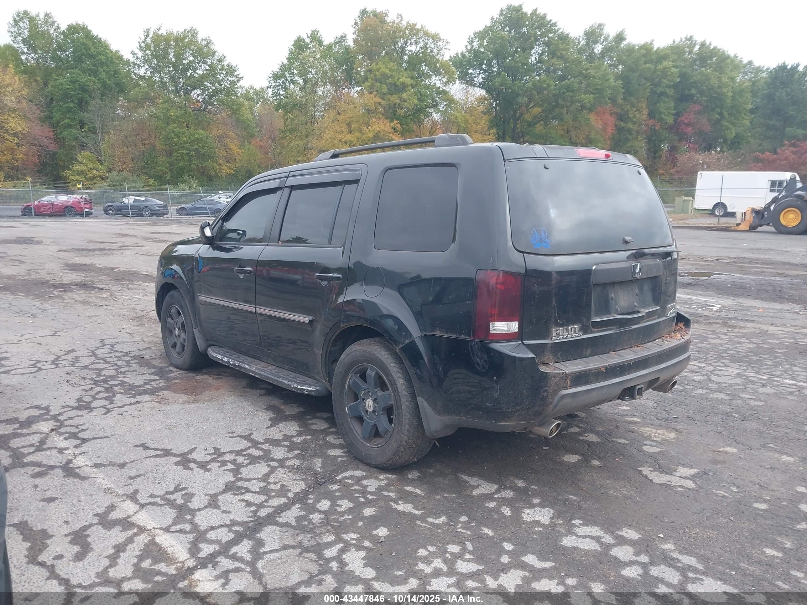 HONDA PILOT image 3