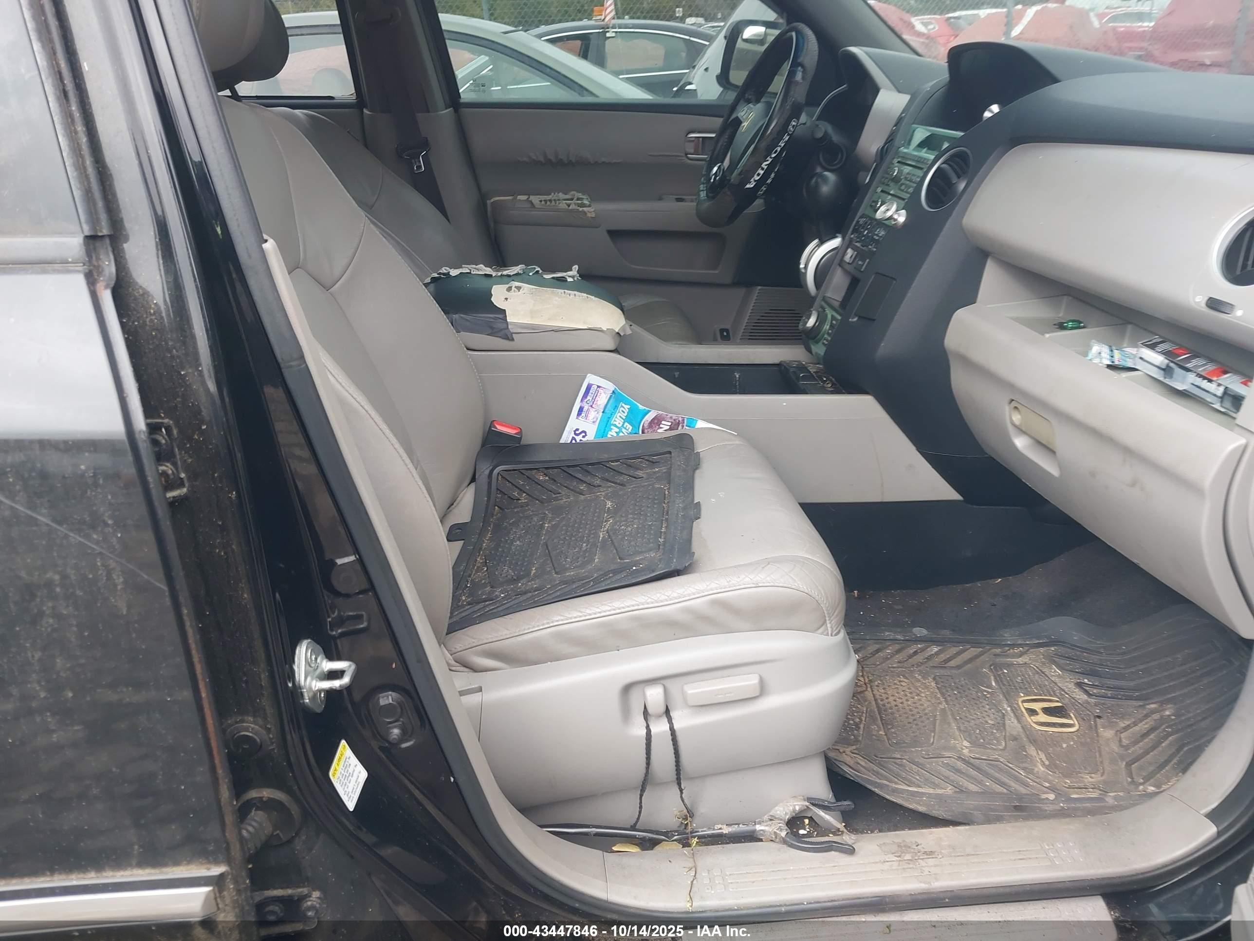 HONDA PILOT image 5