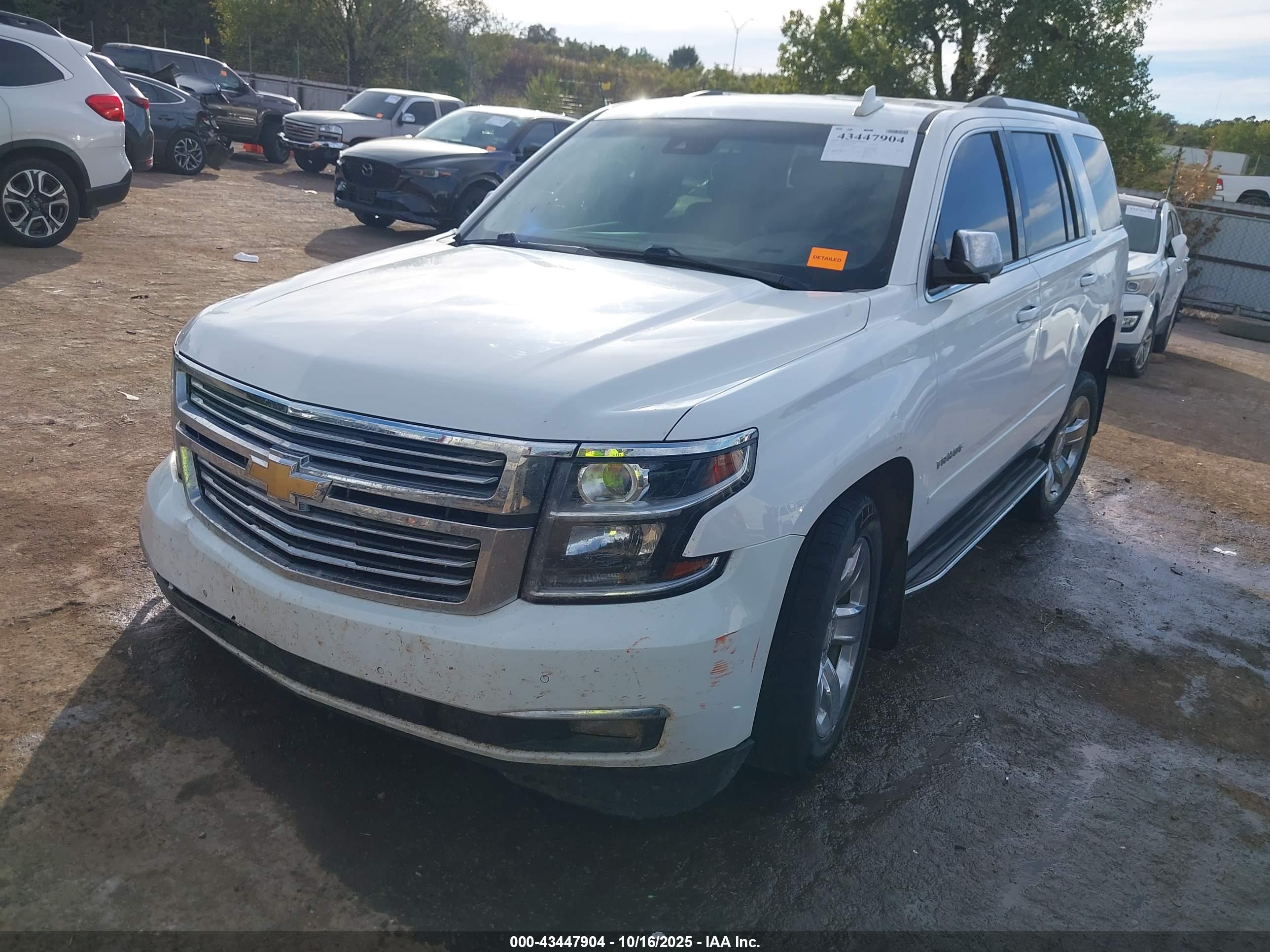 CHEVROLET TAHOE image 2