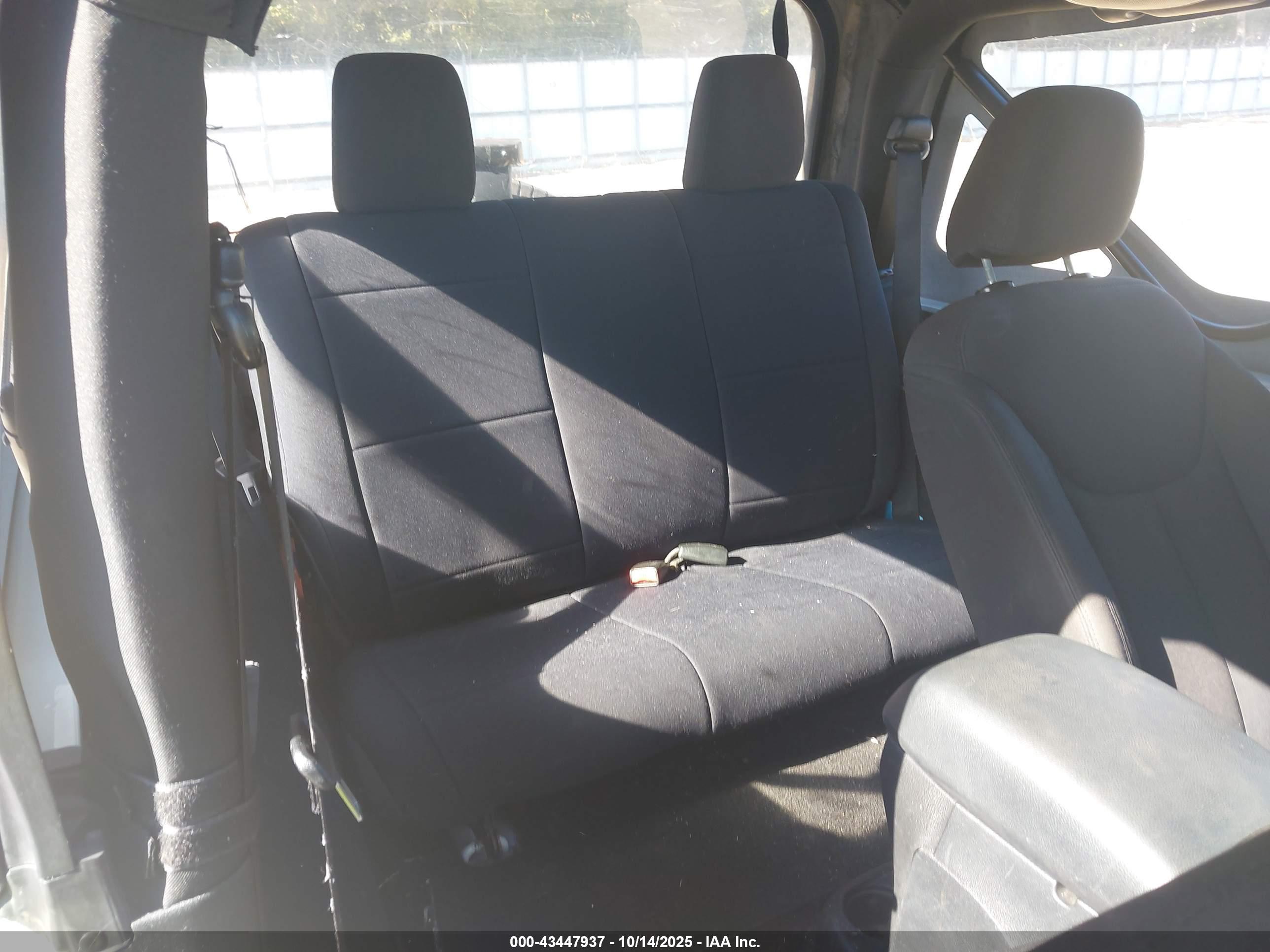 JEEP WRANGLER image 8