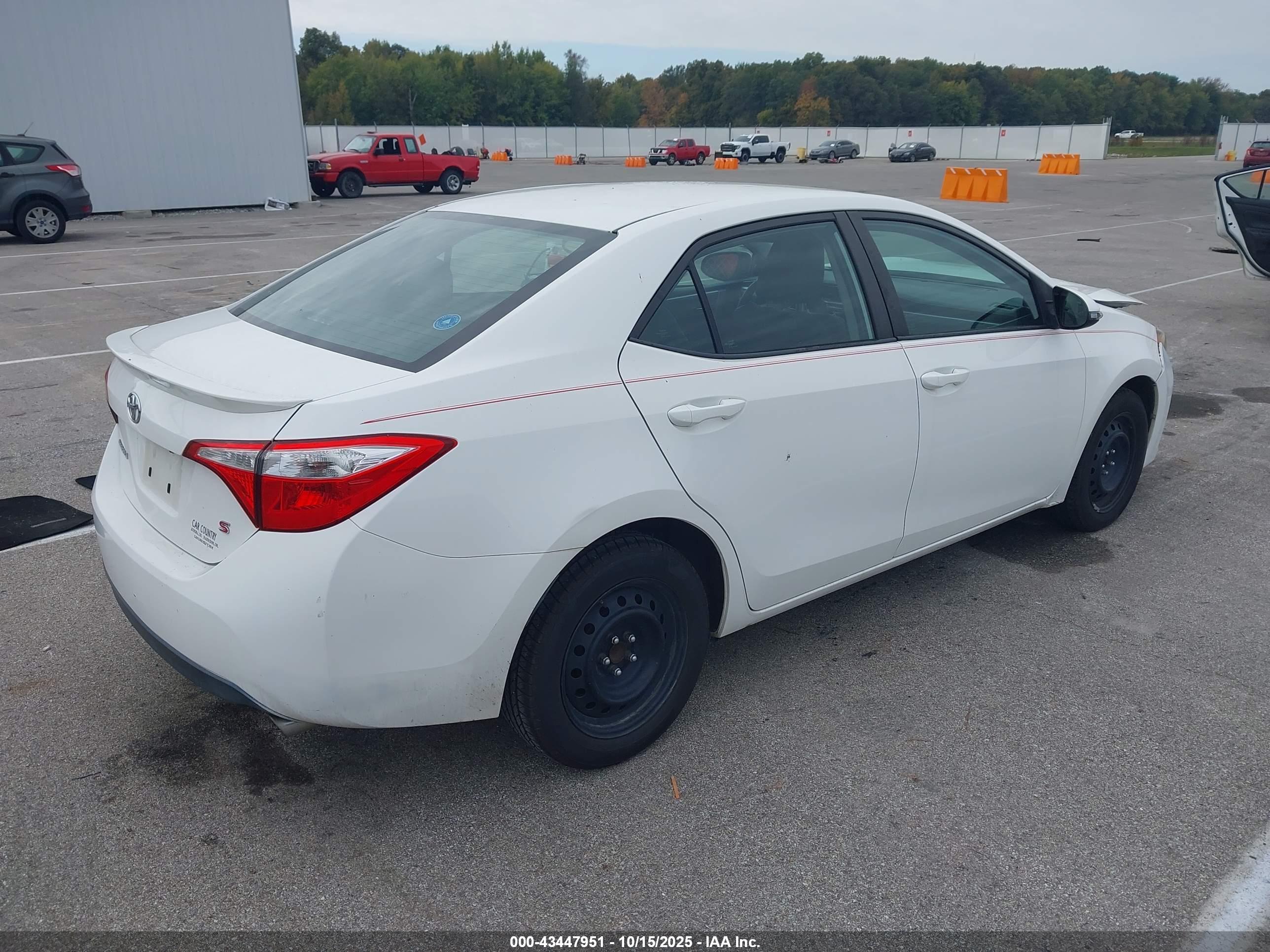 TOYOTA COROLLA image 4