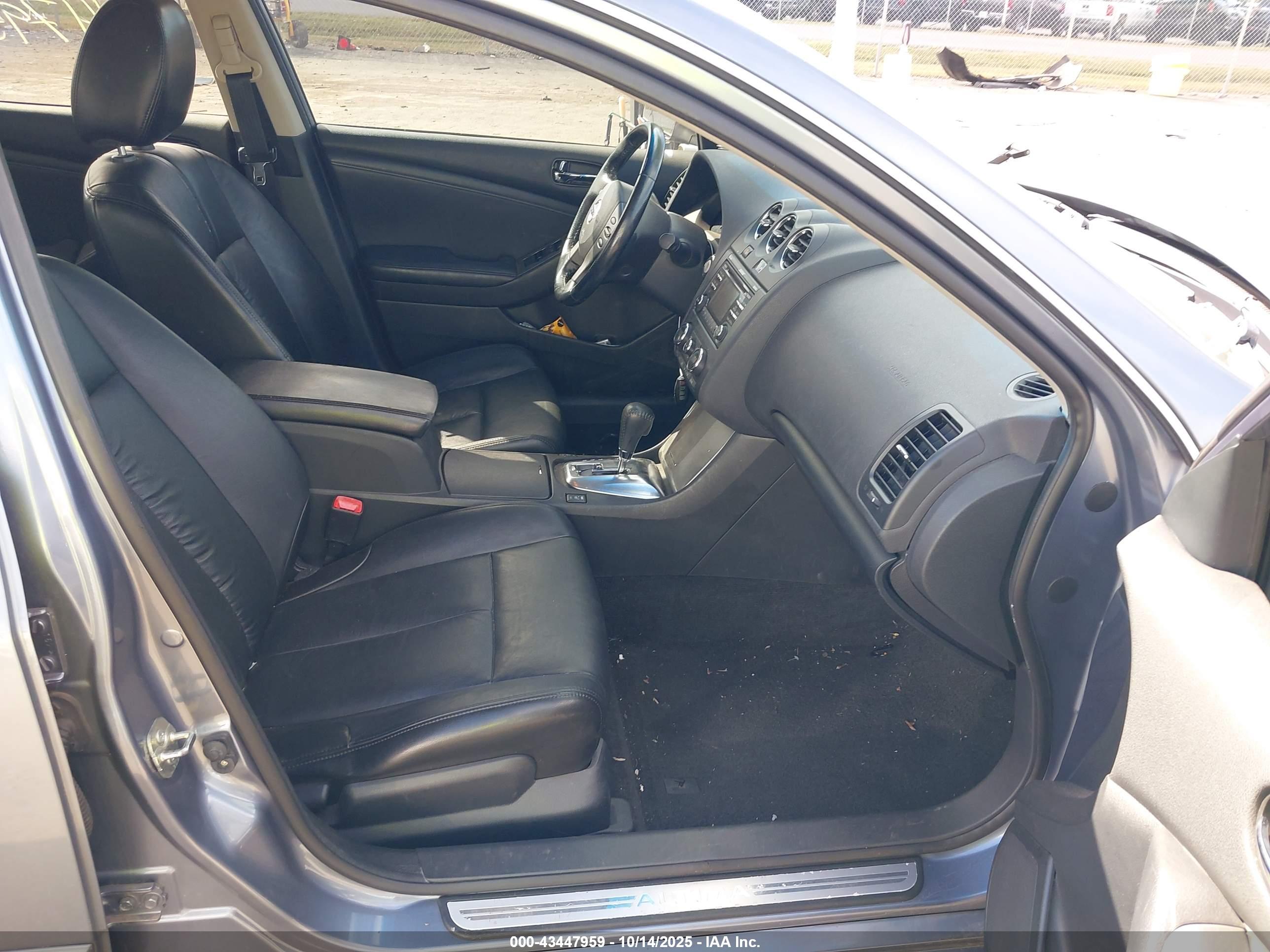 NISSAN ALTIMA image 5
