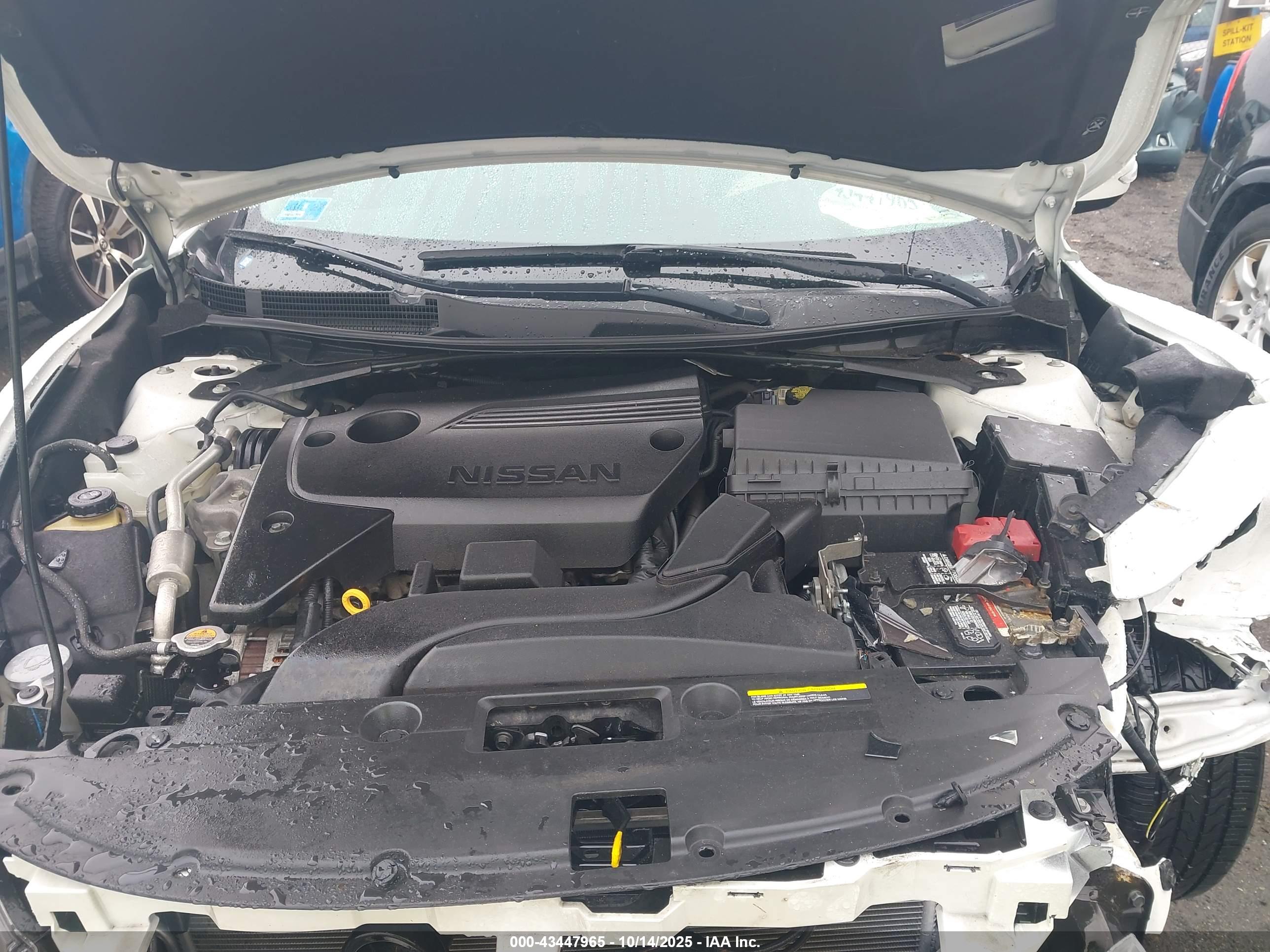 NISSAN ALTIMA image 10