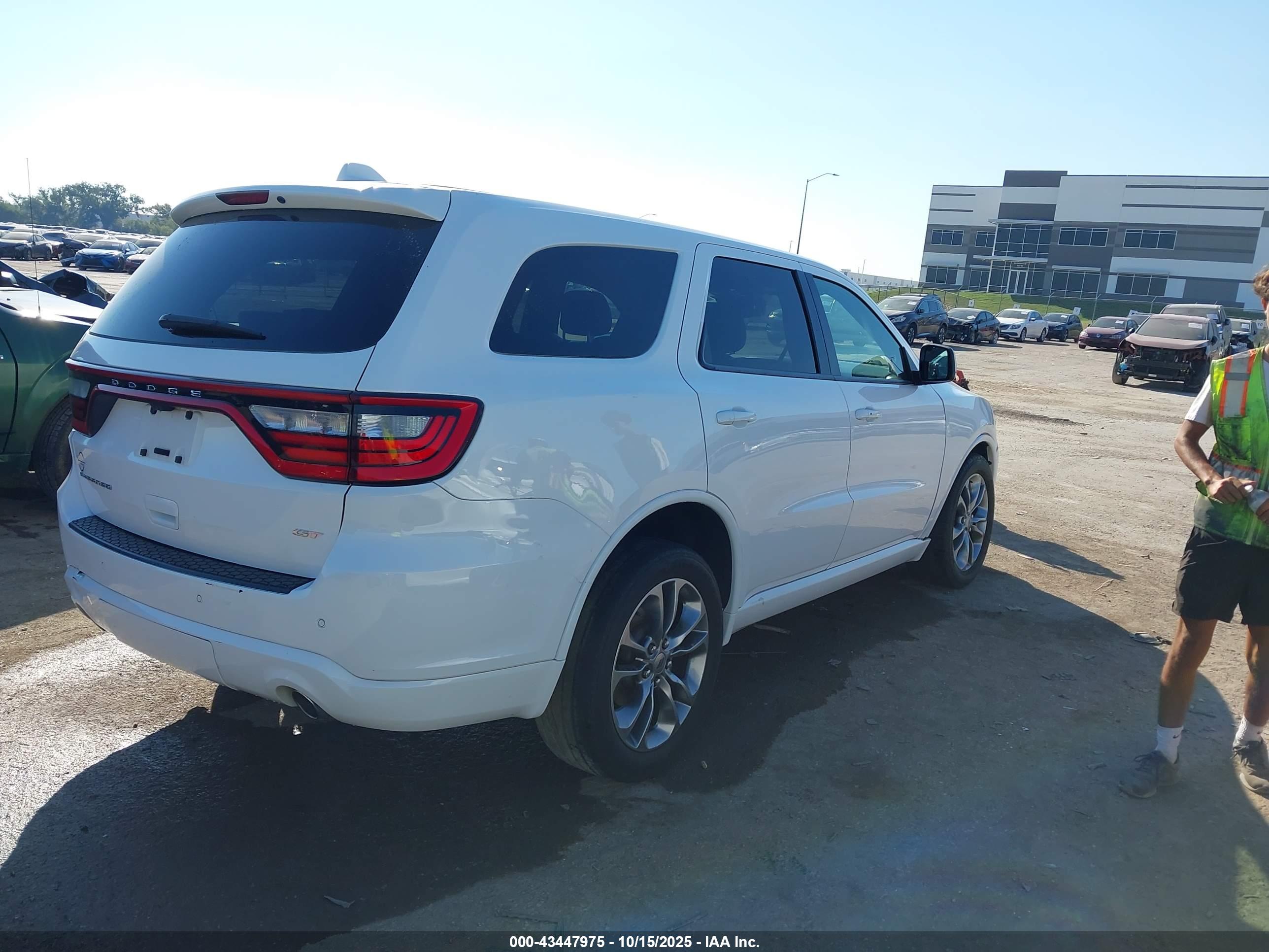 DODGE DURANGO image 4