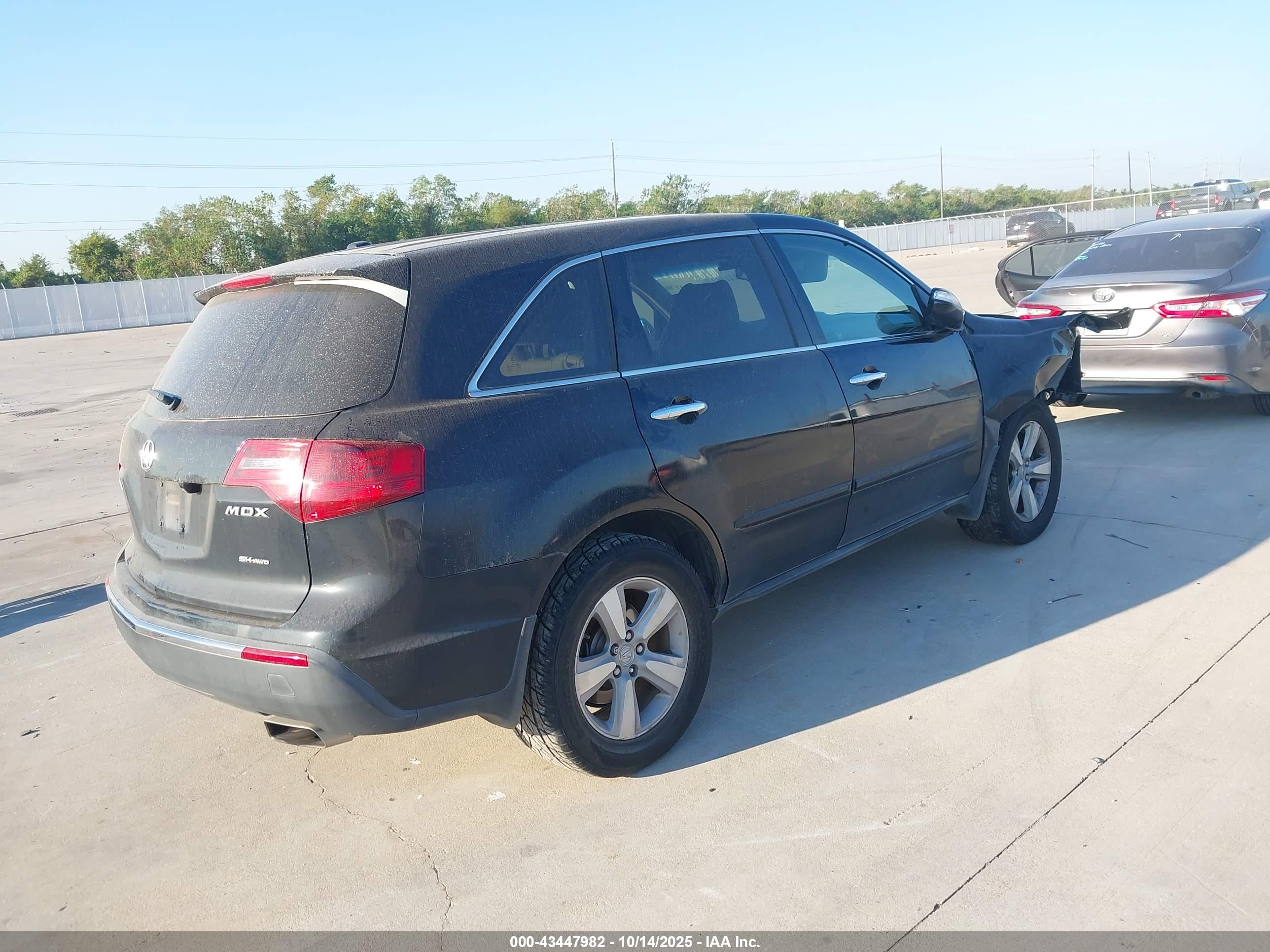 ACURA MDX image 4