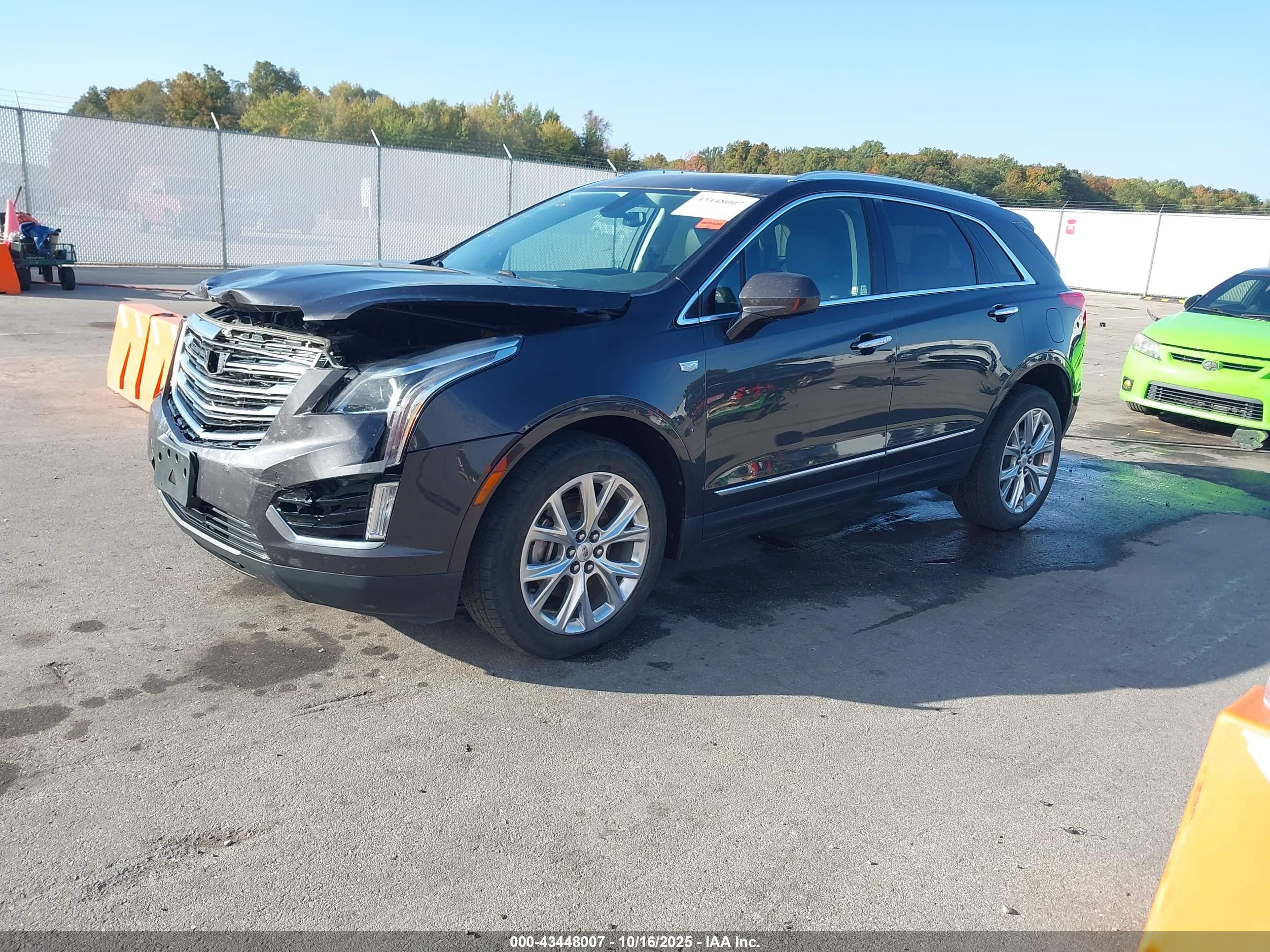CADILLAC XT5 image 2