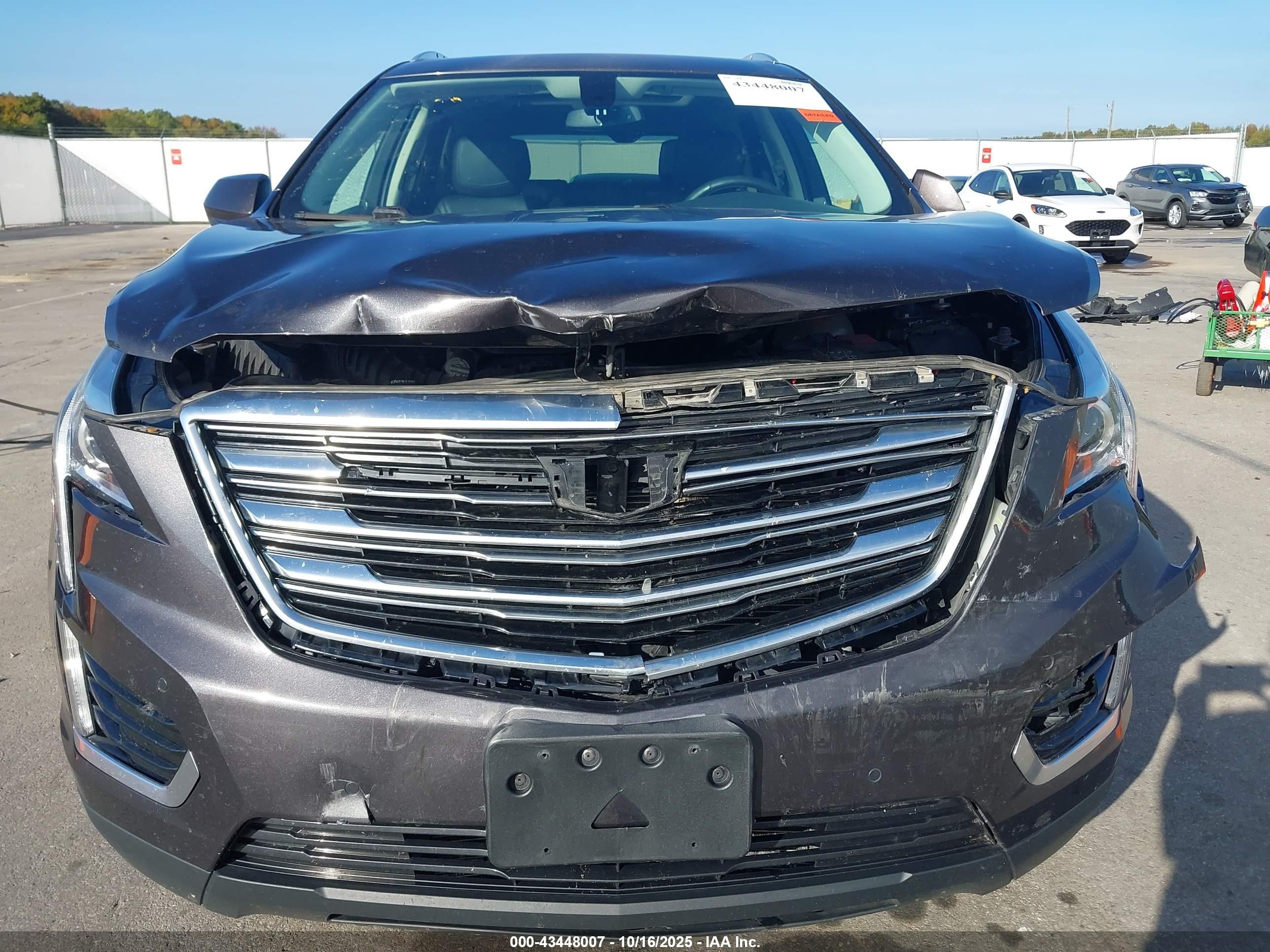 CADILLAC XT5 image 6