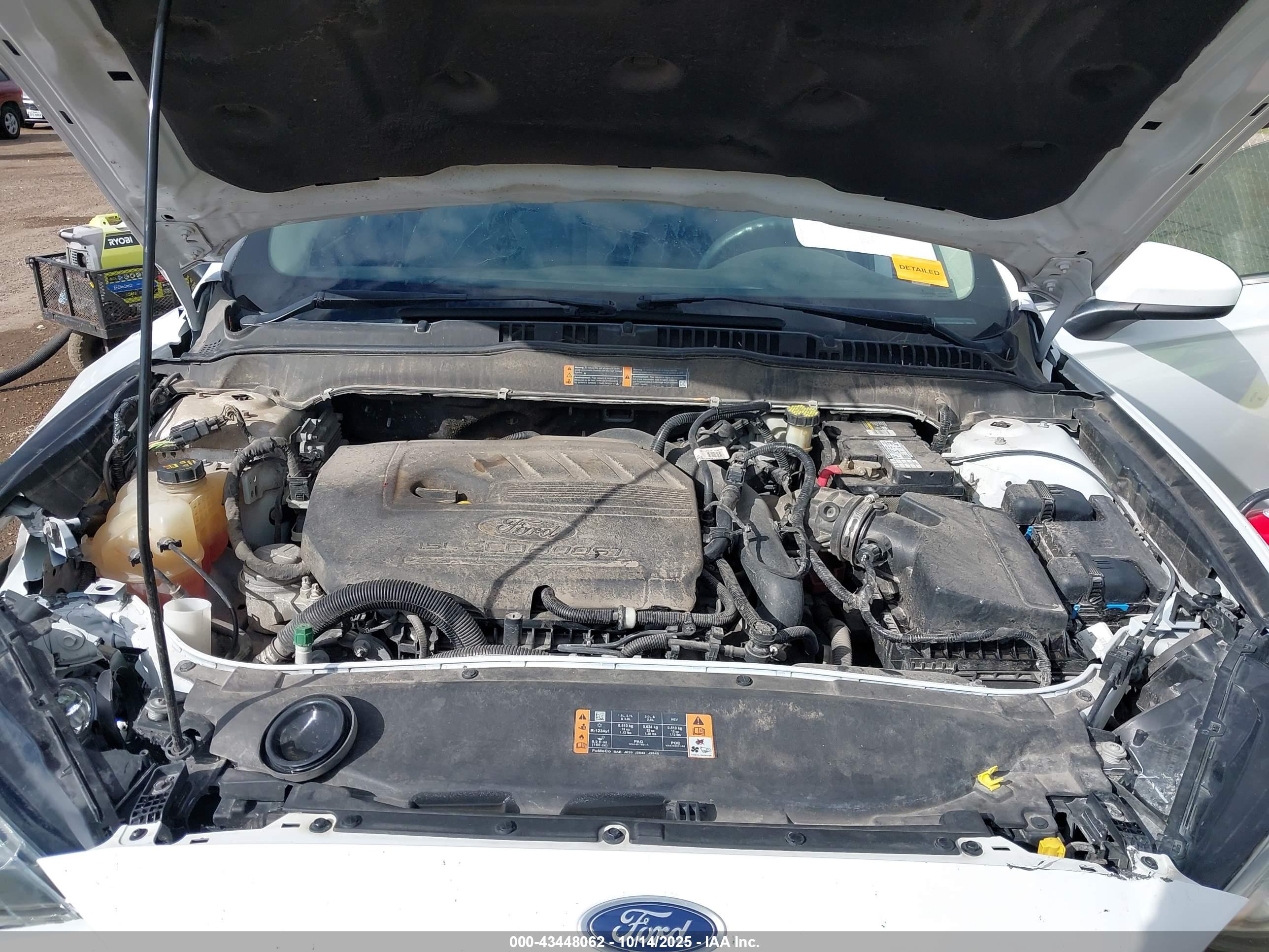 FORD FUSION image 10