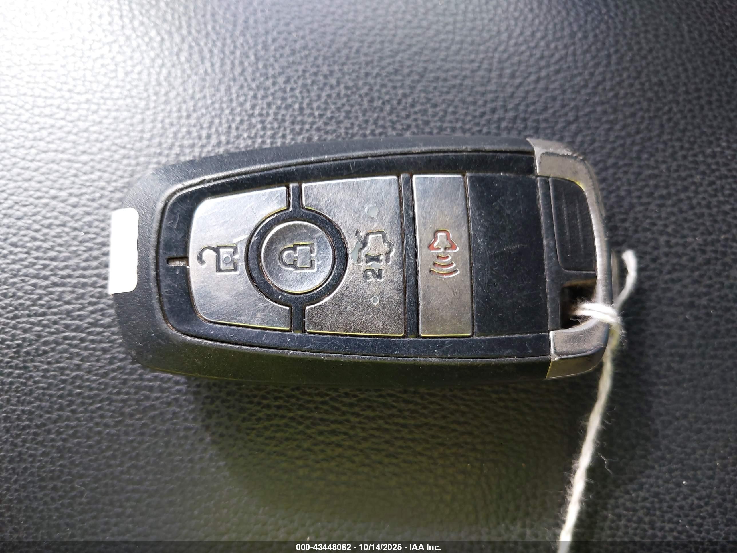 FORD FUSION image 11