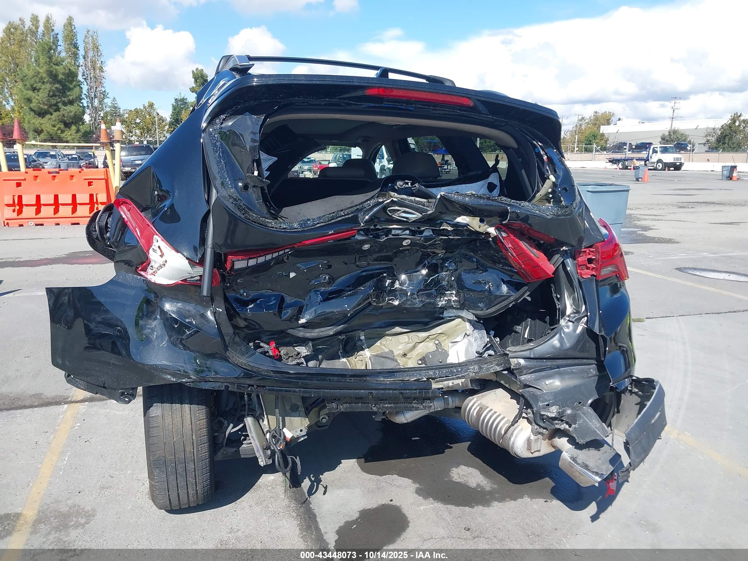 HYUNDAI SANTA image 6