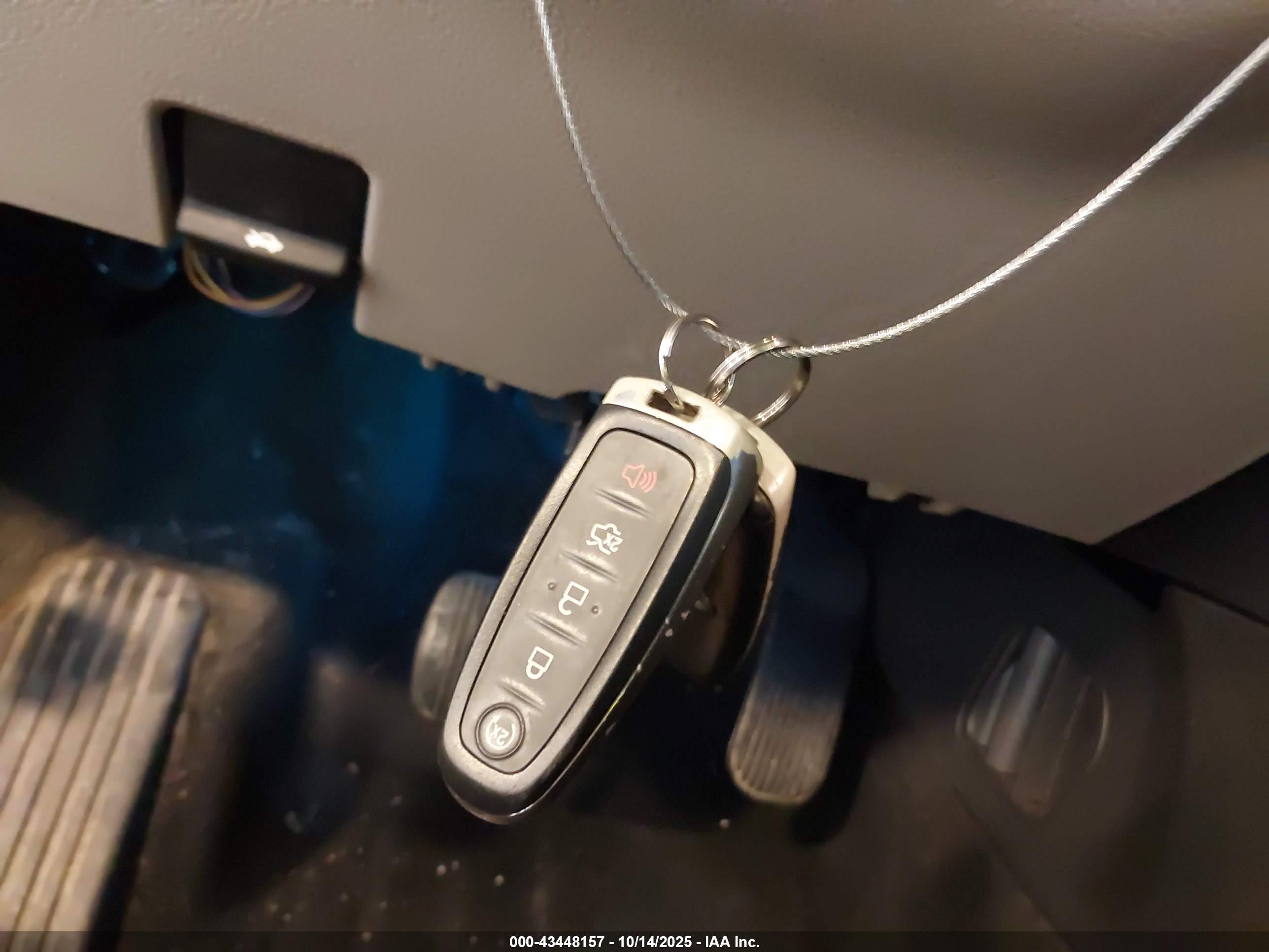 FORD EXPLORER image 11