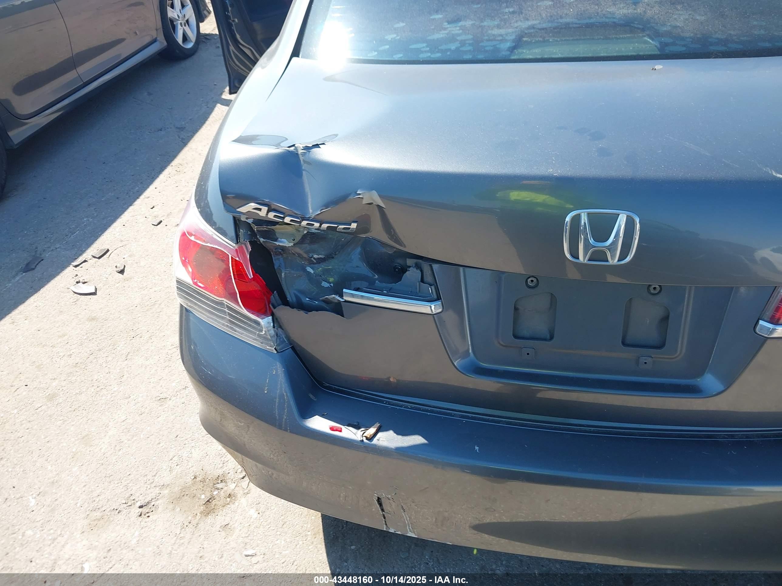 HONDA ACCORD image 6