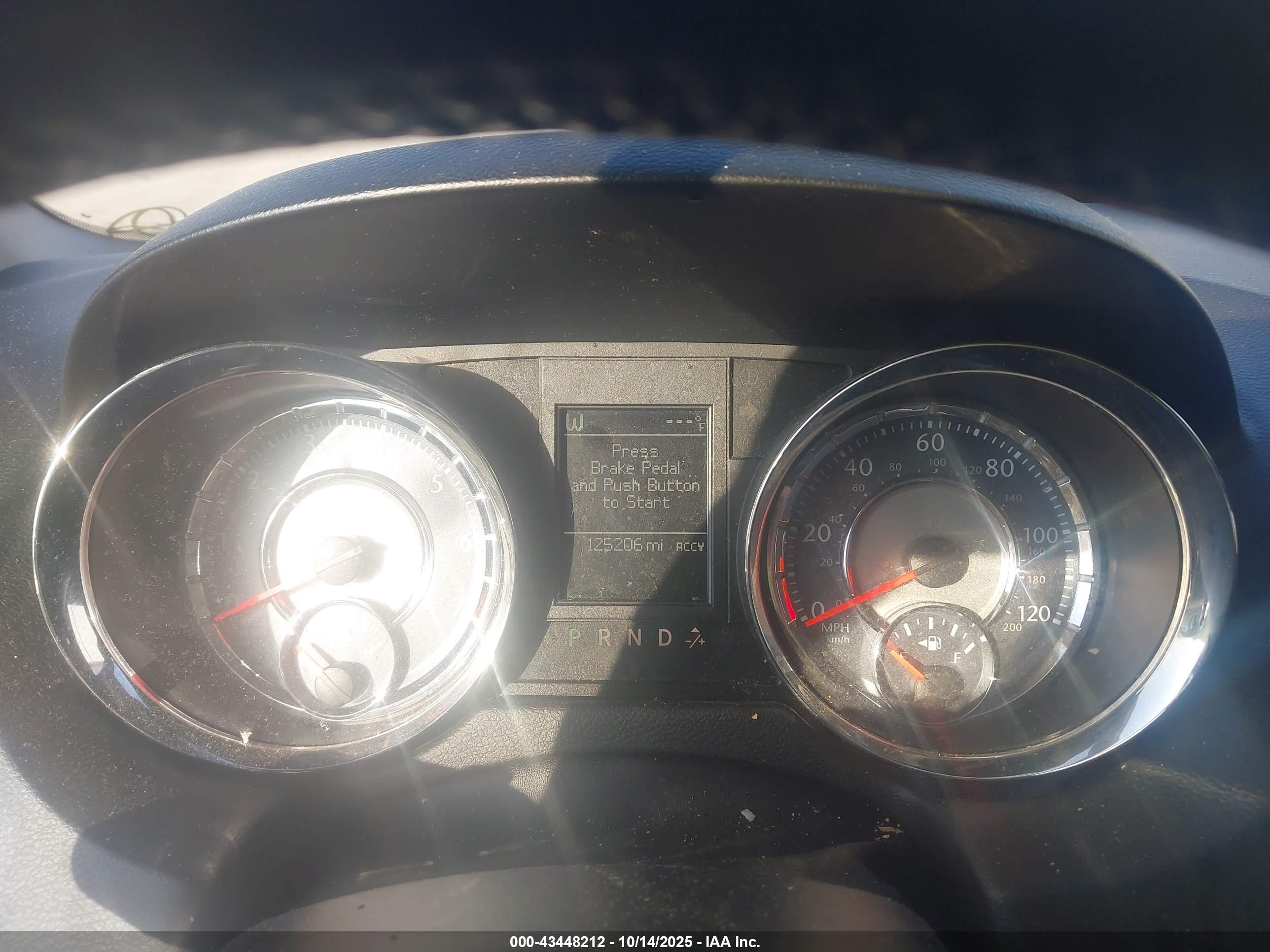 CHRYSLER TOWN image 7