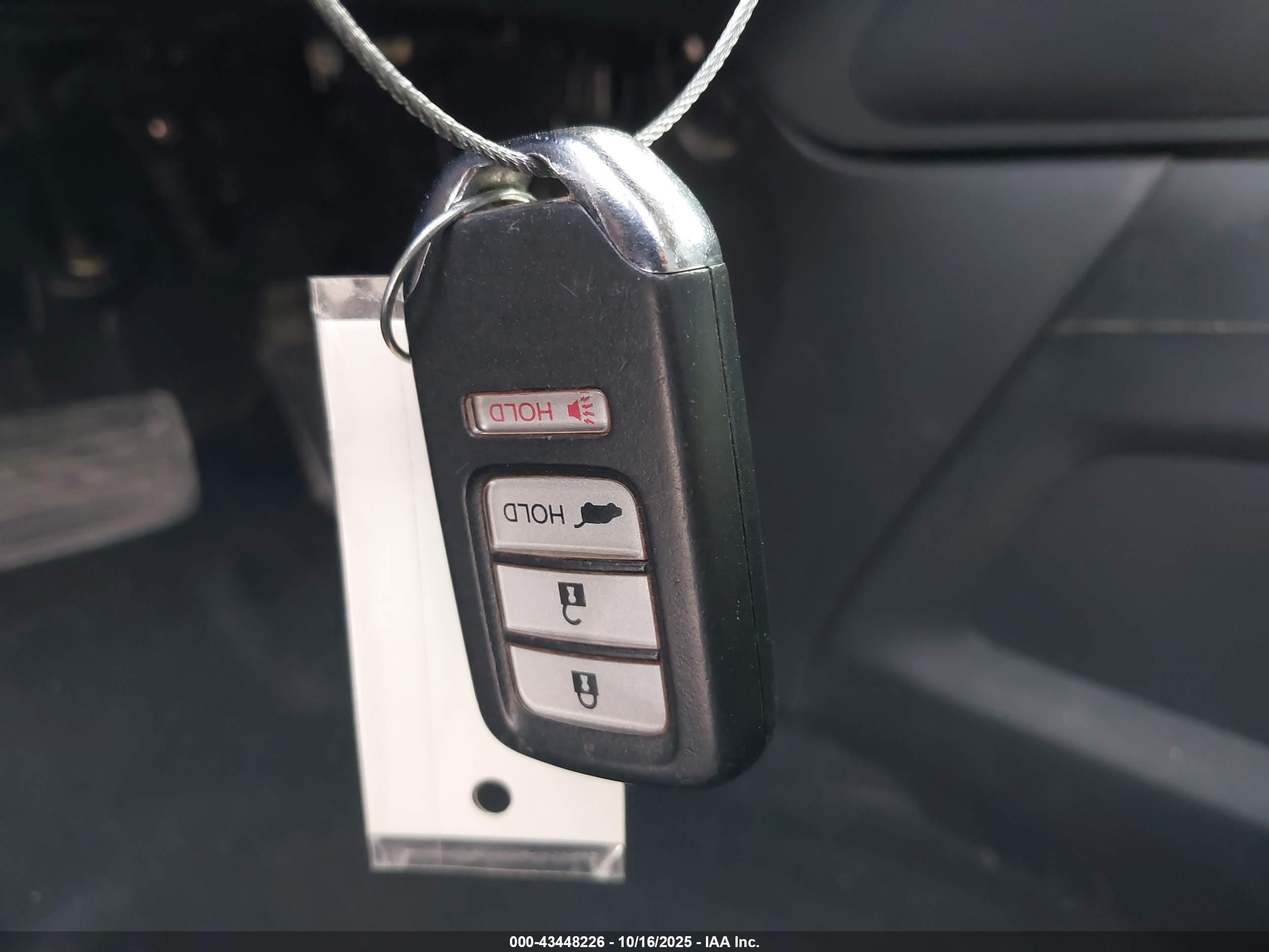 HONDA CR-V image 11