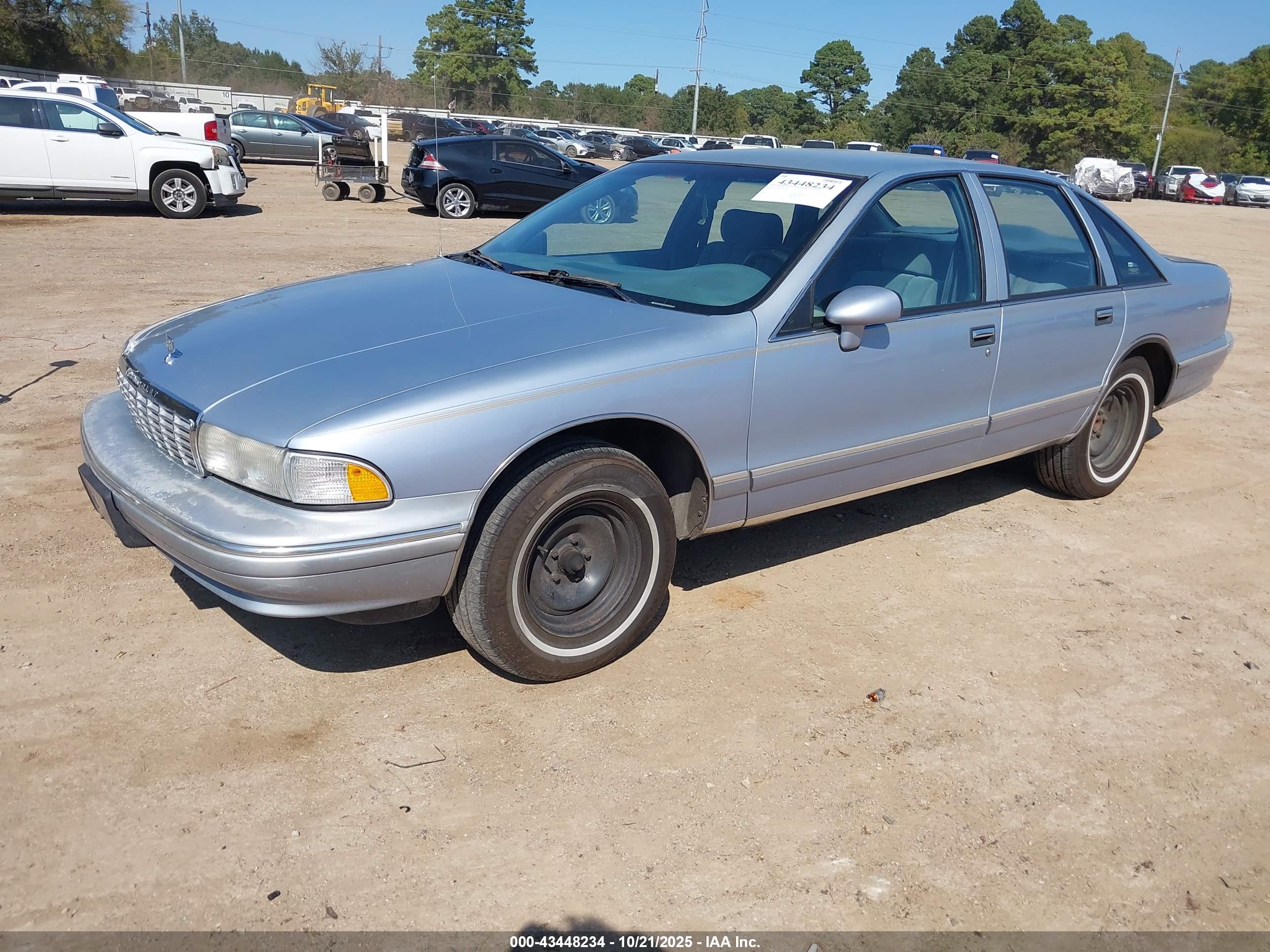 CHEVROLET CAPRICE image 2