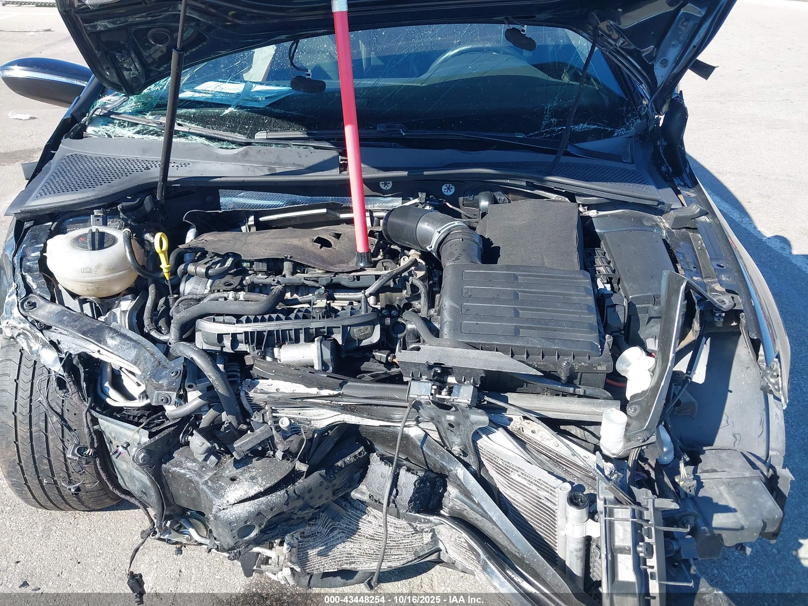 VOLKSWAGEN GOLF image 10