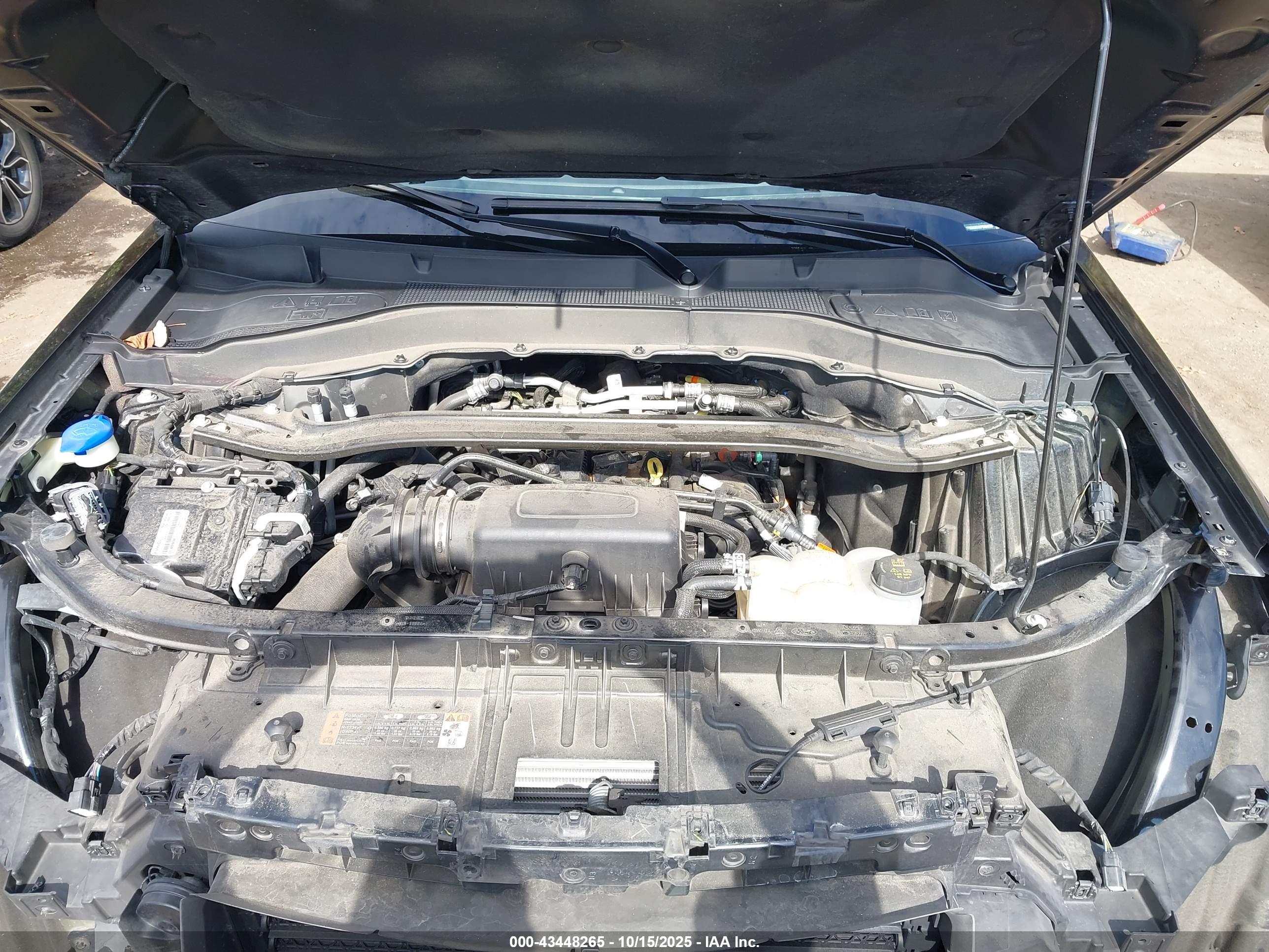 FORD EXPLORER image 10
