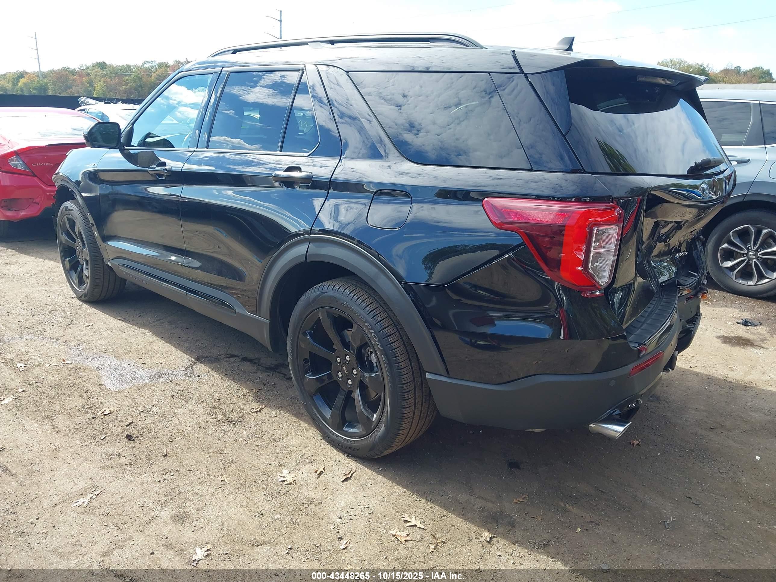 FORD EXPLORER image 3