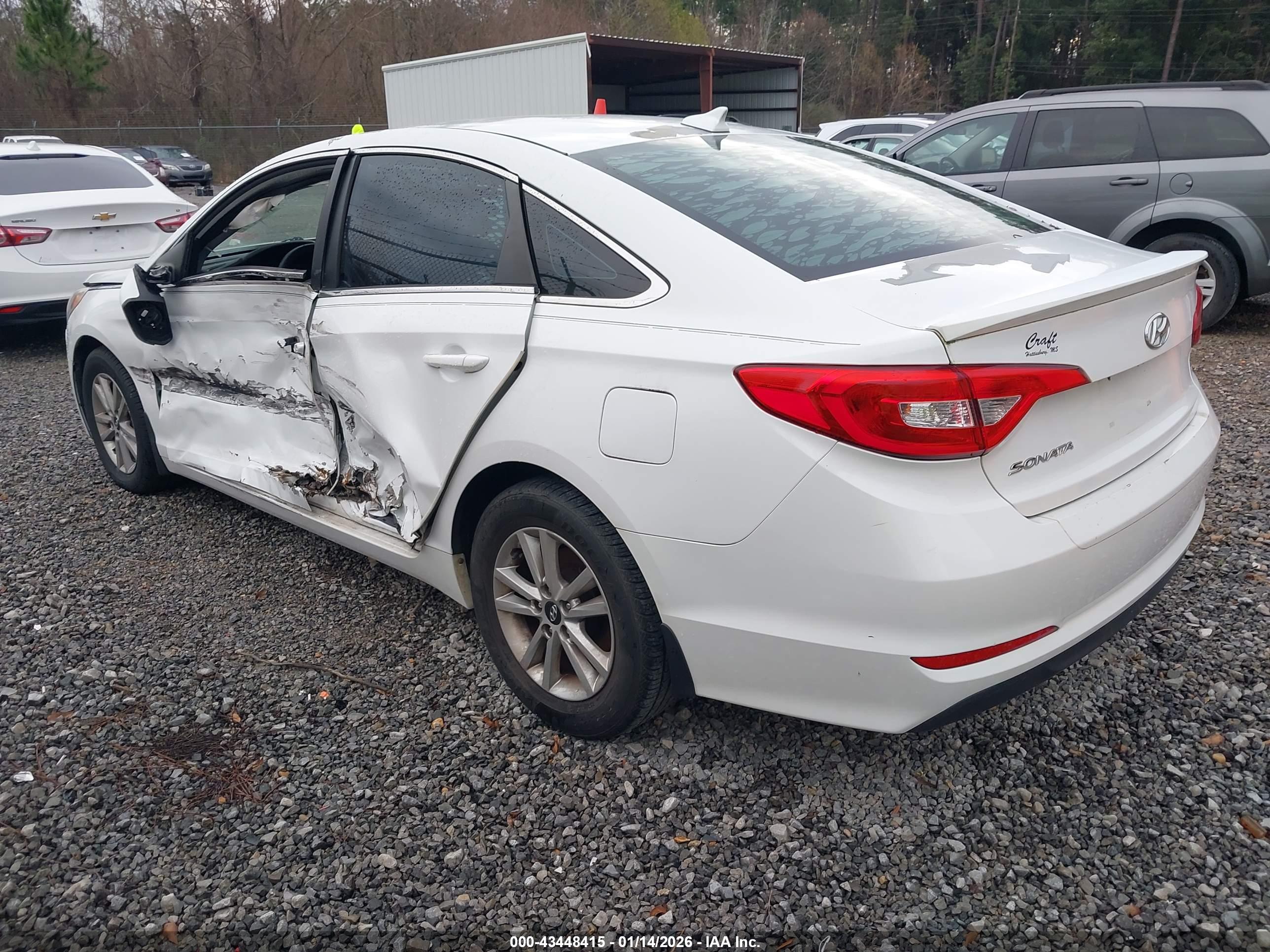 HYUNDAI SONATA image 3